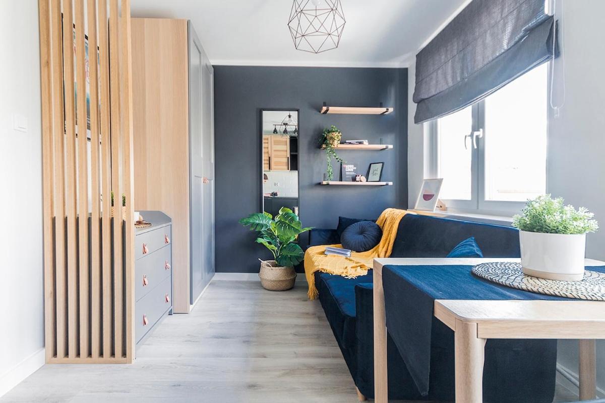 Urban Chic & Great Location & Modern Studio Apartment - #O4