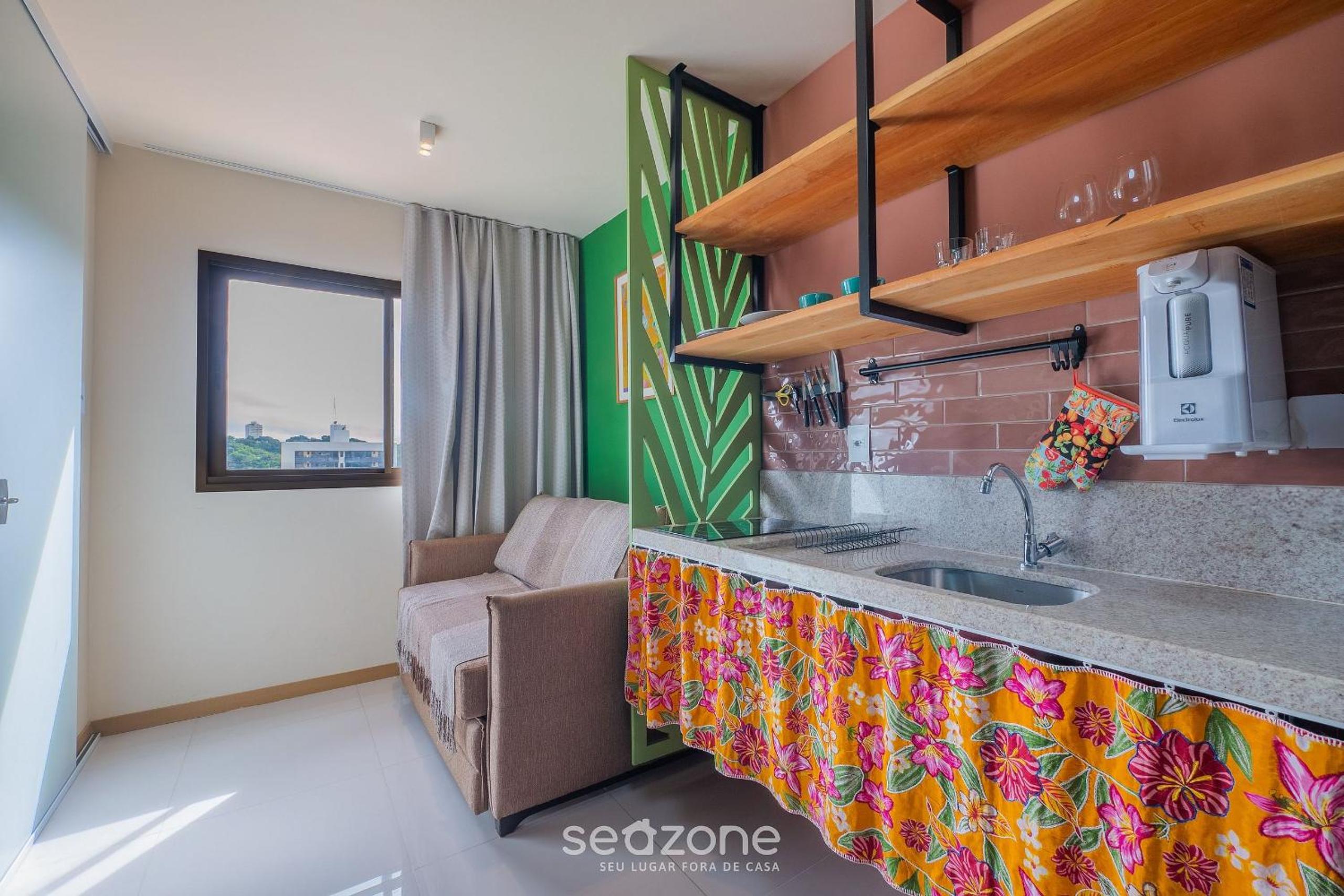 Apartments in Building with Gym in Ondina SSA – HOA