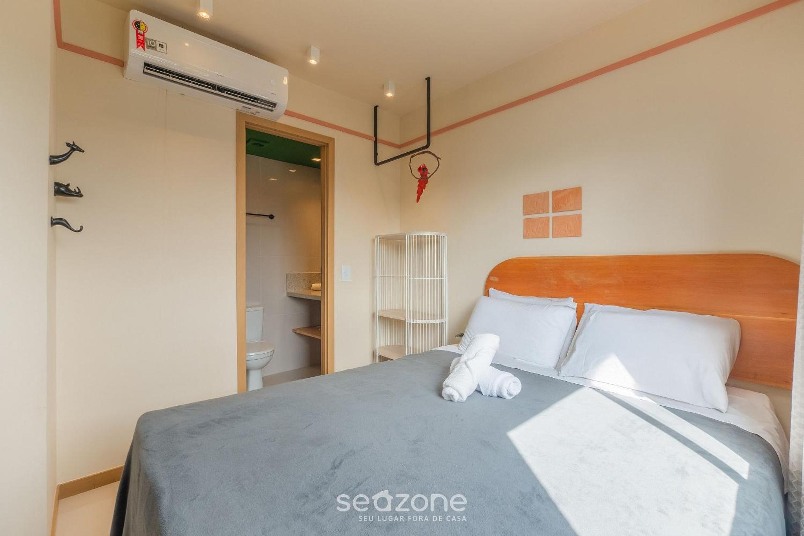 Apartments in Building with Gym in Ondina SSA – HOA