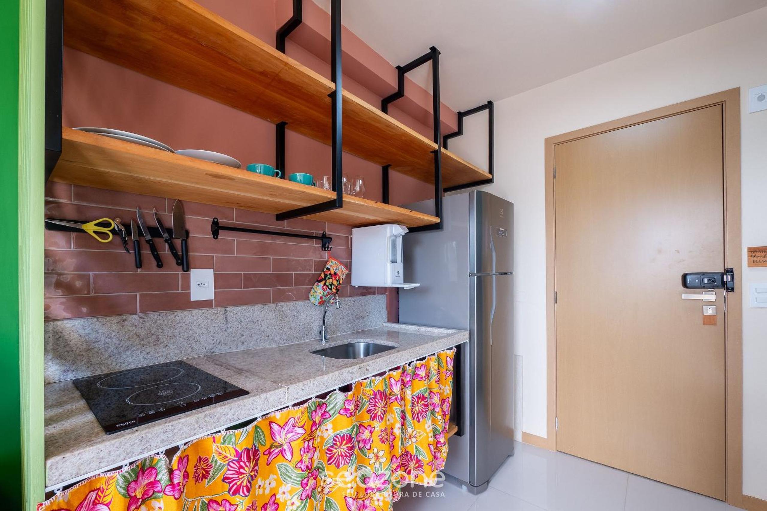 Apartments in Building with Gym in Ondina SSA – HOA