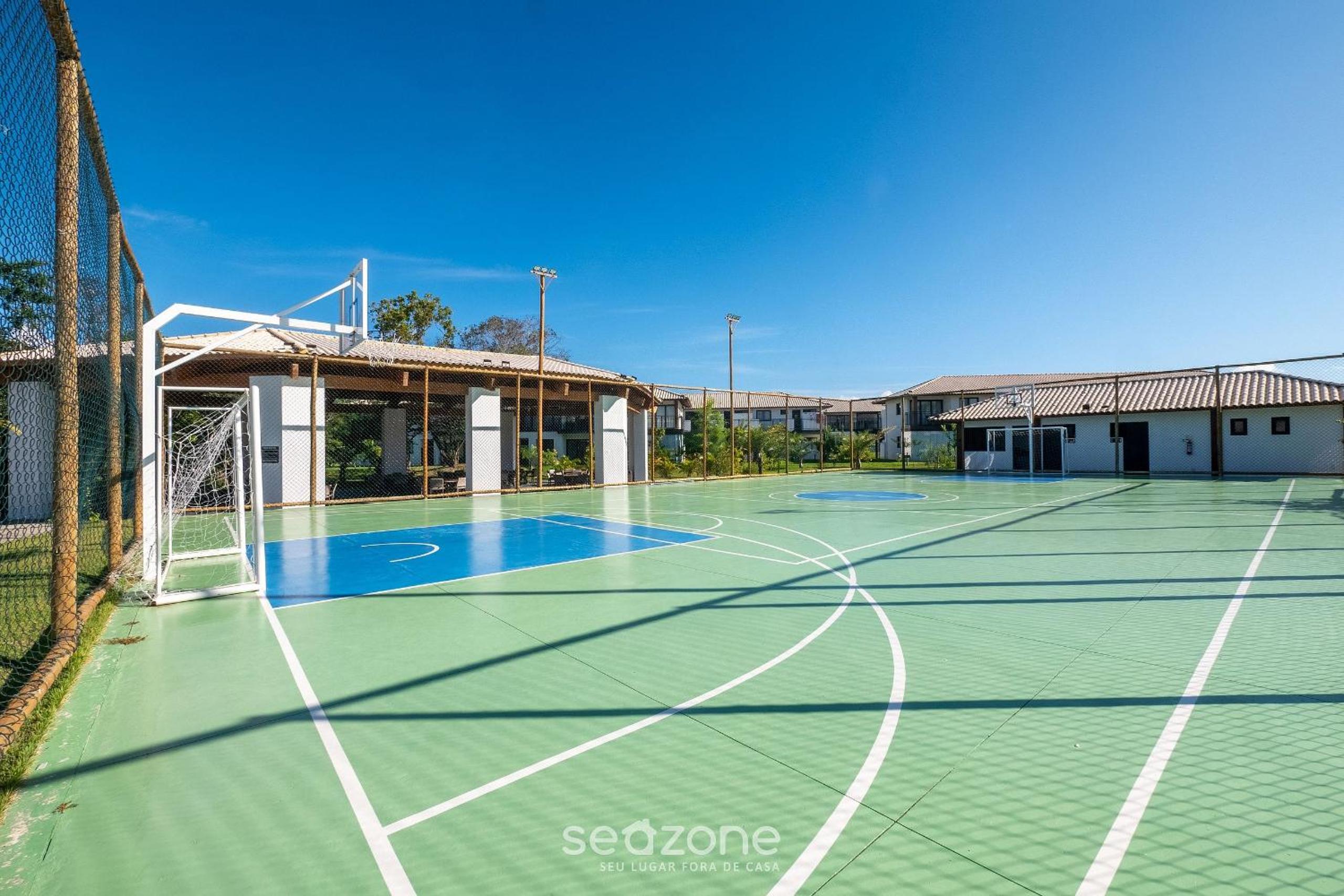 Ap in a cond. w/pool at Praia do Forte CVAF0220