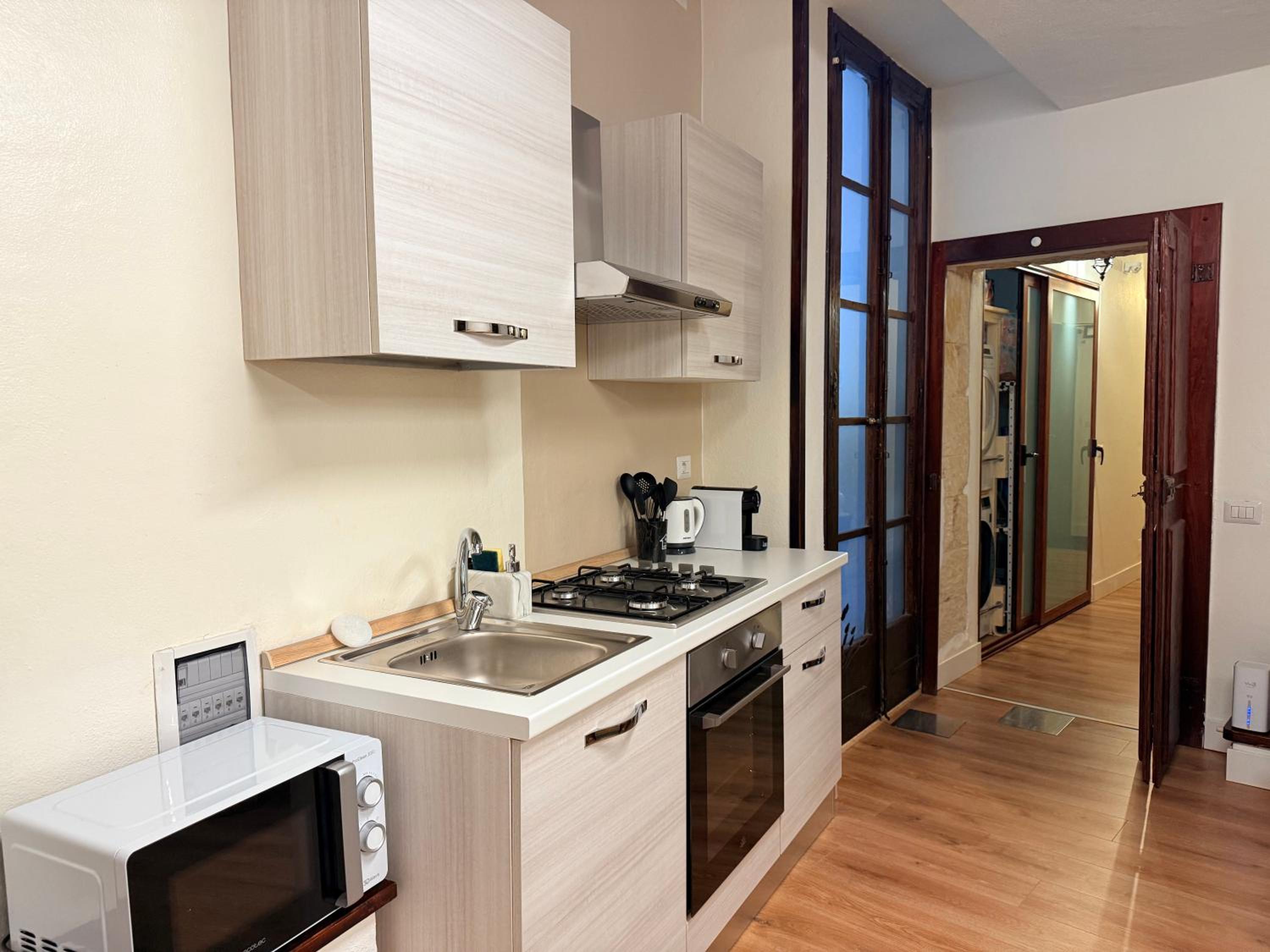 Luxury 5BR , 4BA Penthouse In the City Center