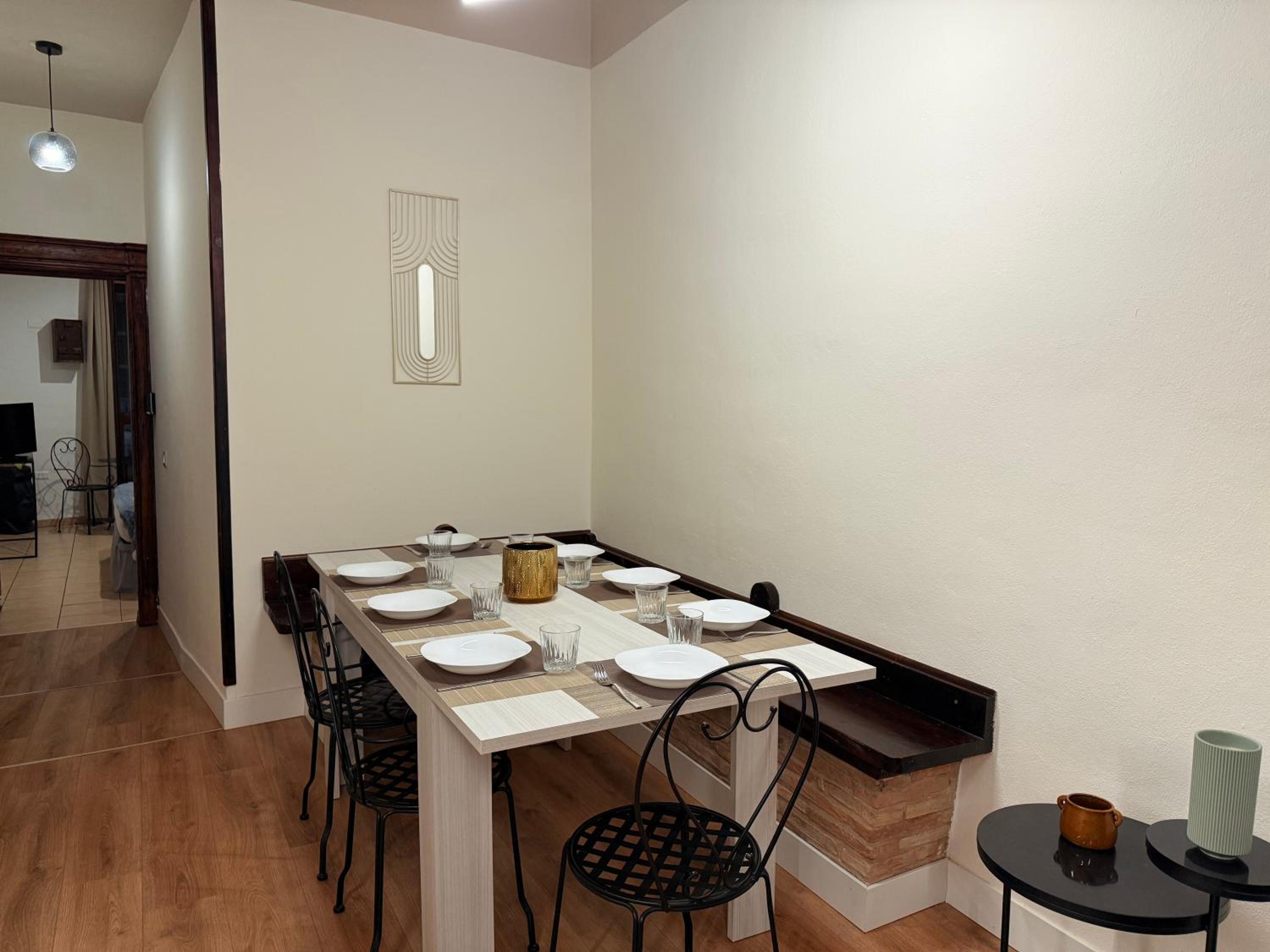 Luxury 5BR , 4BA Penthouse In the City Center