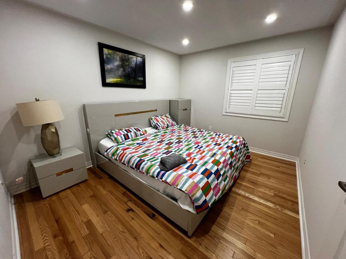 Four Bedroom Spacious House with Parking in Milton, Ontario