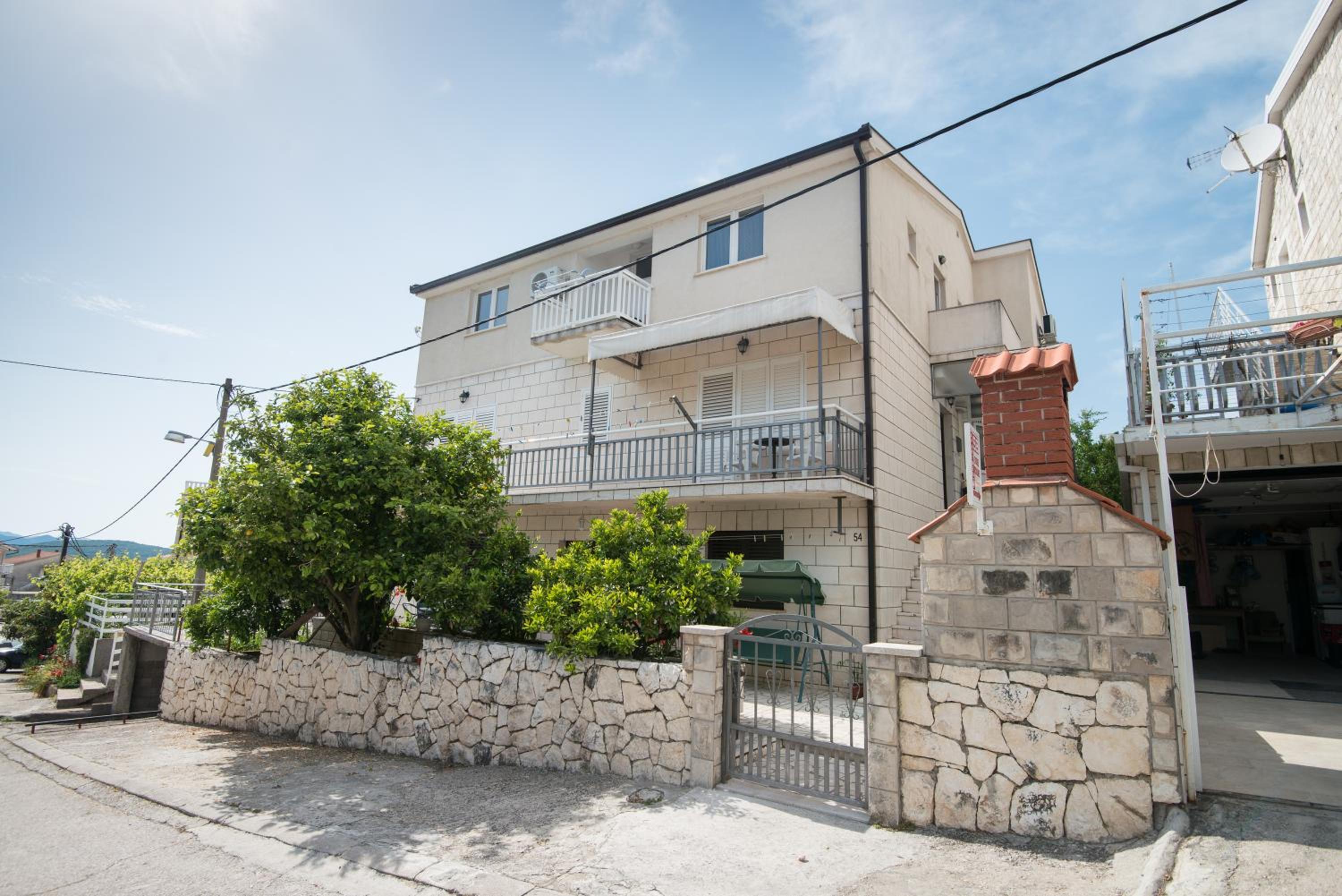 Apartments&Rooms SB