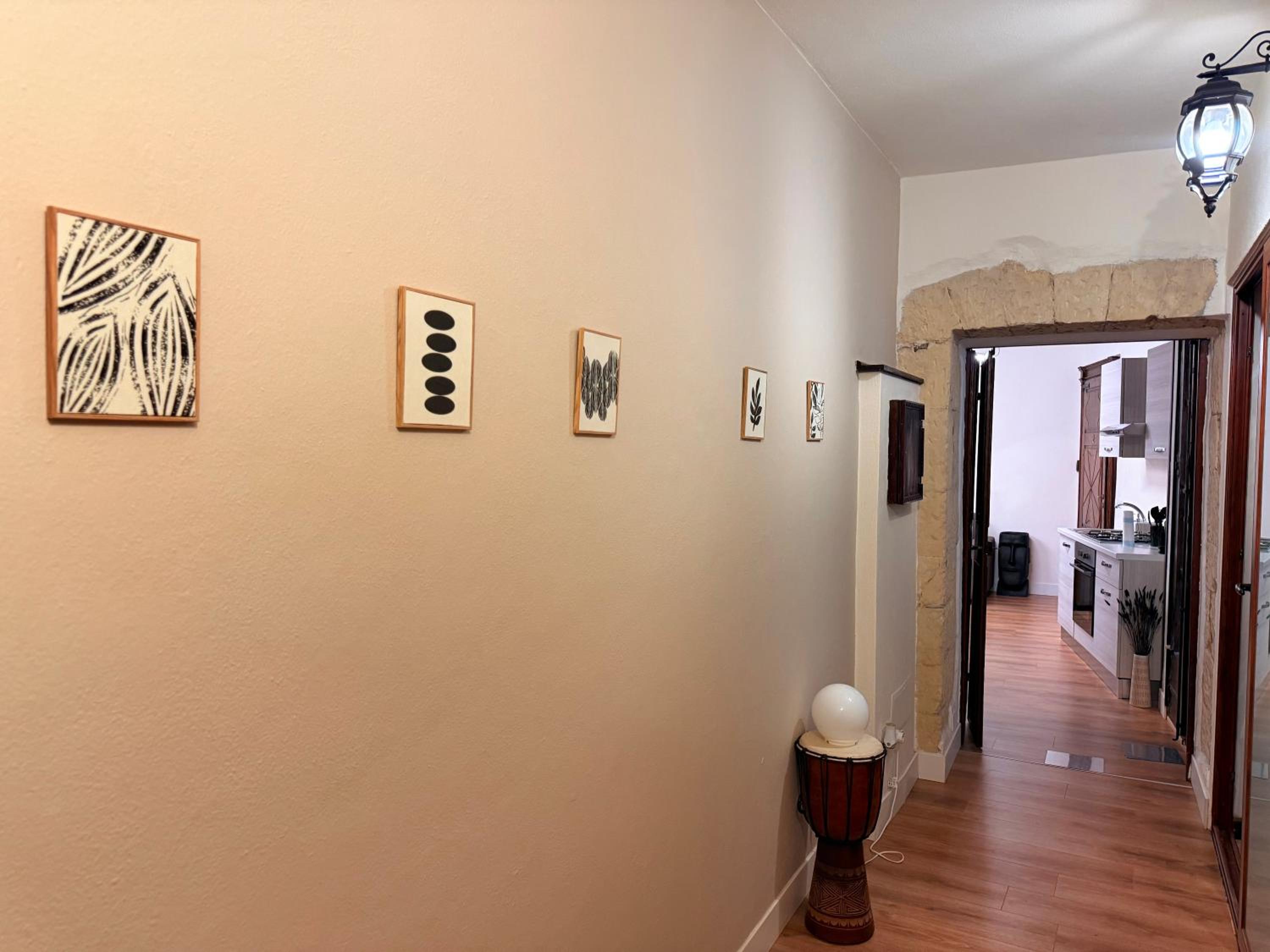 Luxury 5BR , 4BA Penthouse In the City Center