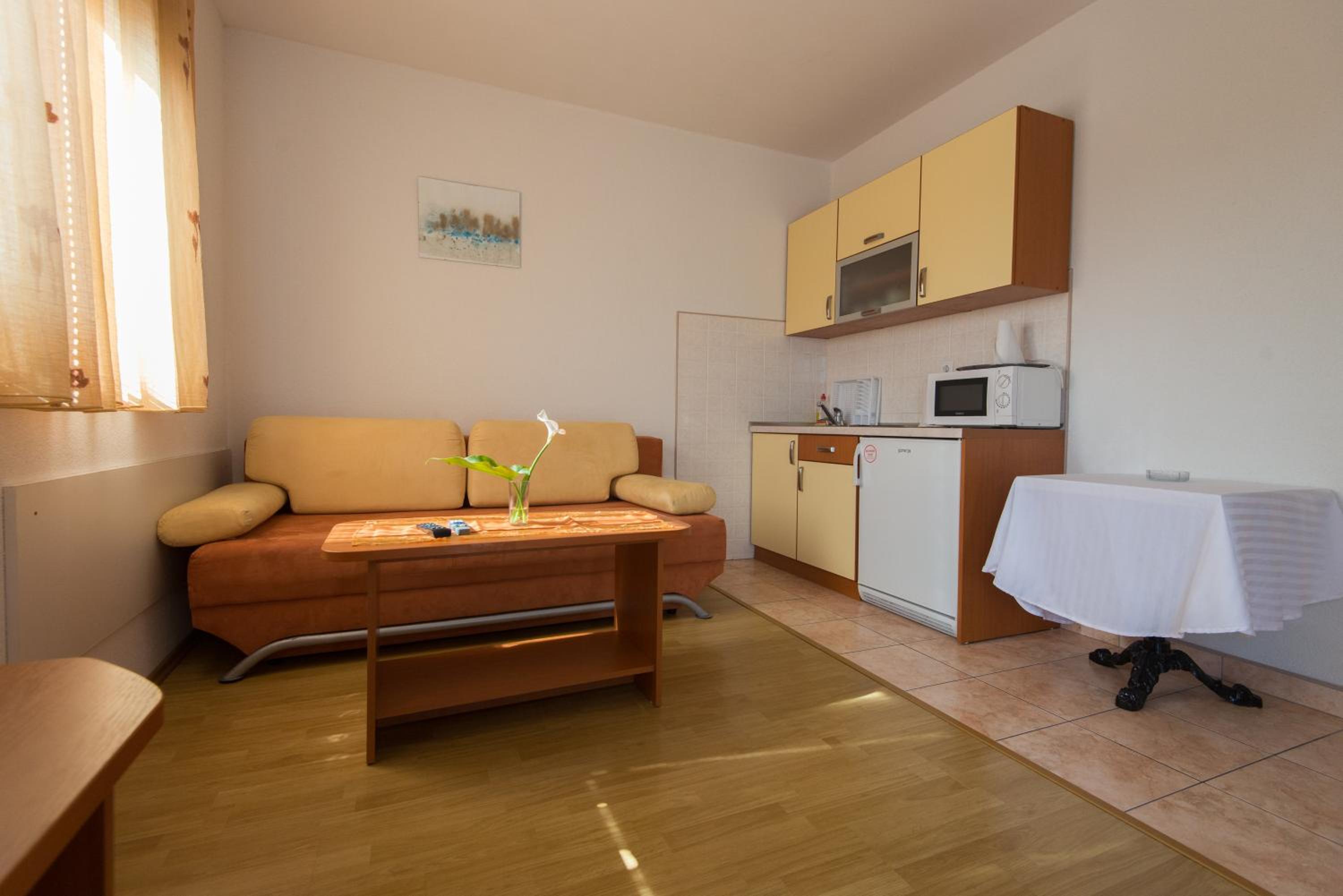 Apartments&Rooms SB