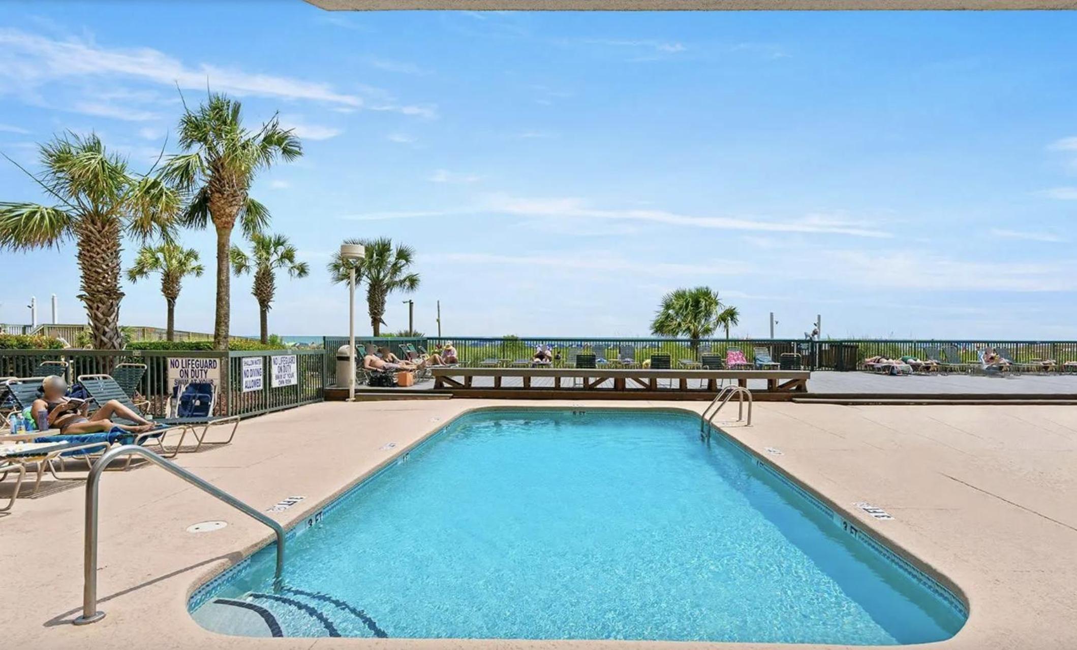 Ashworh 1001 Four Bedroom Condo Oceanfront 