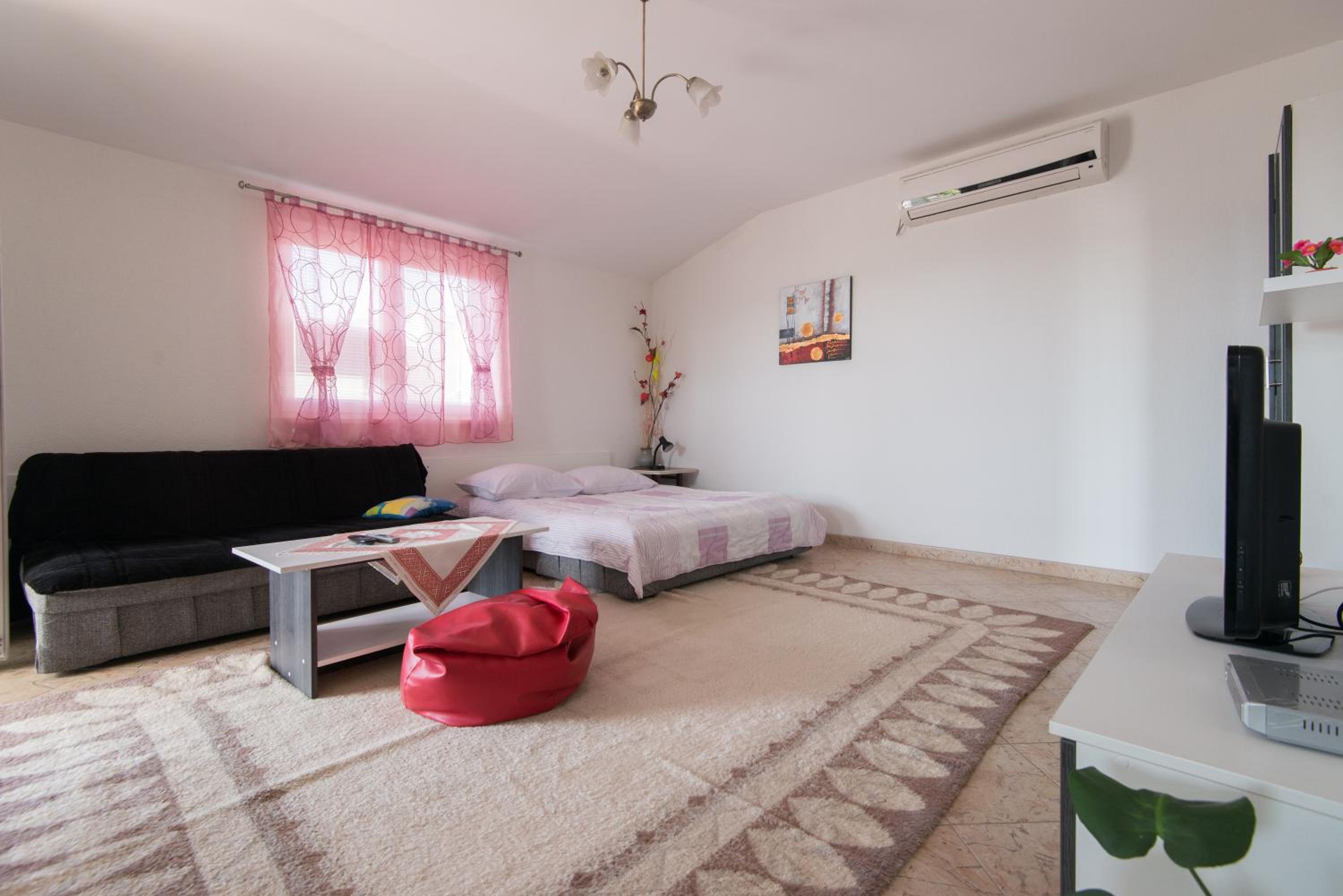Apartments&Rooms SB