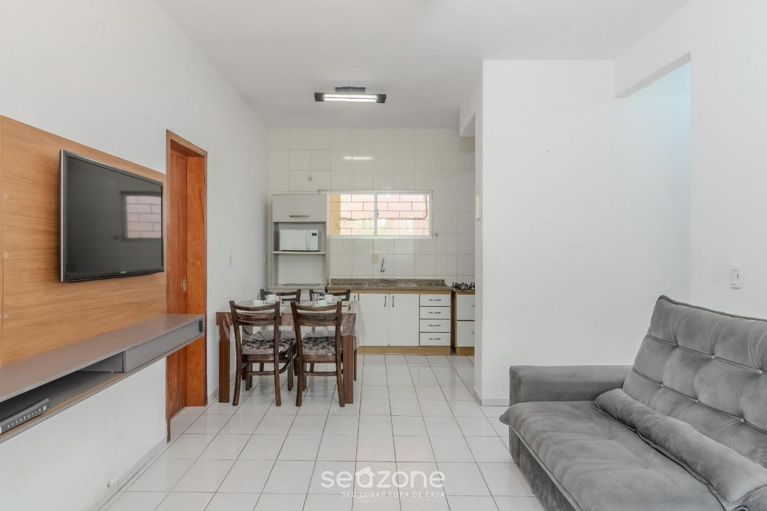 House 600m Central Beach w/garage, 3 bred NRR128