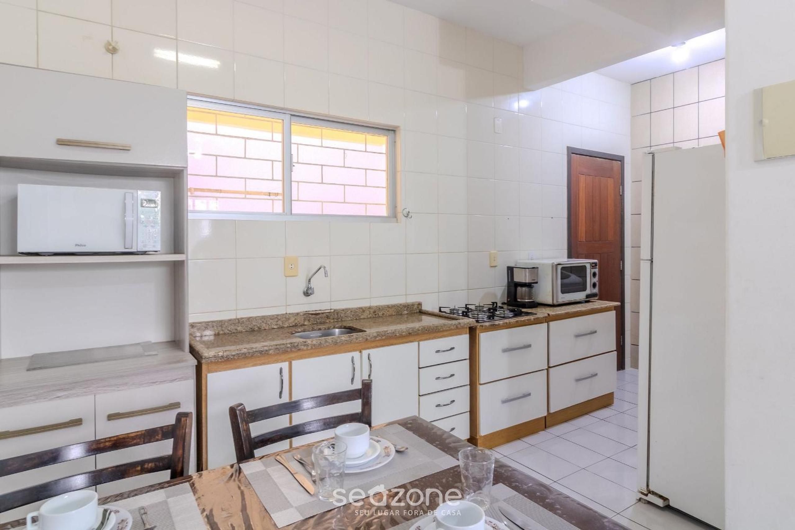 House 600m Central Beach w/garage, 3 bred NRR128