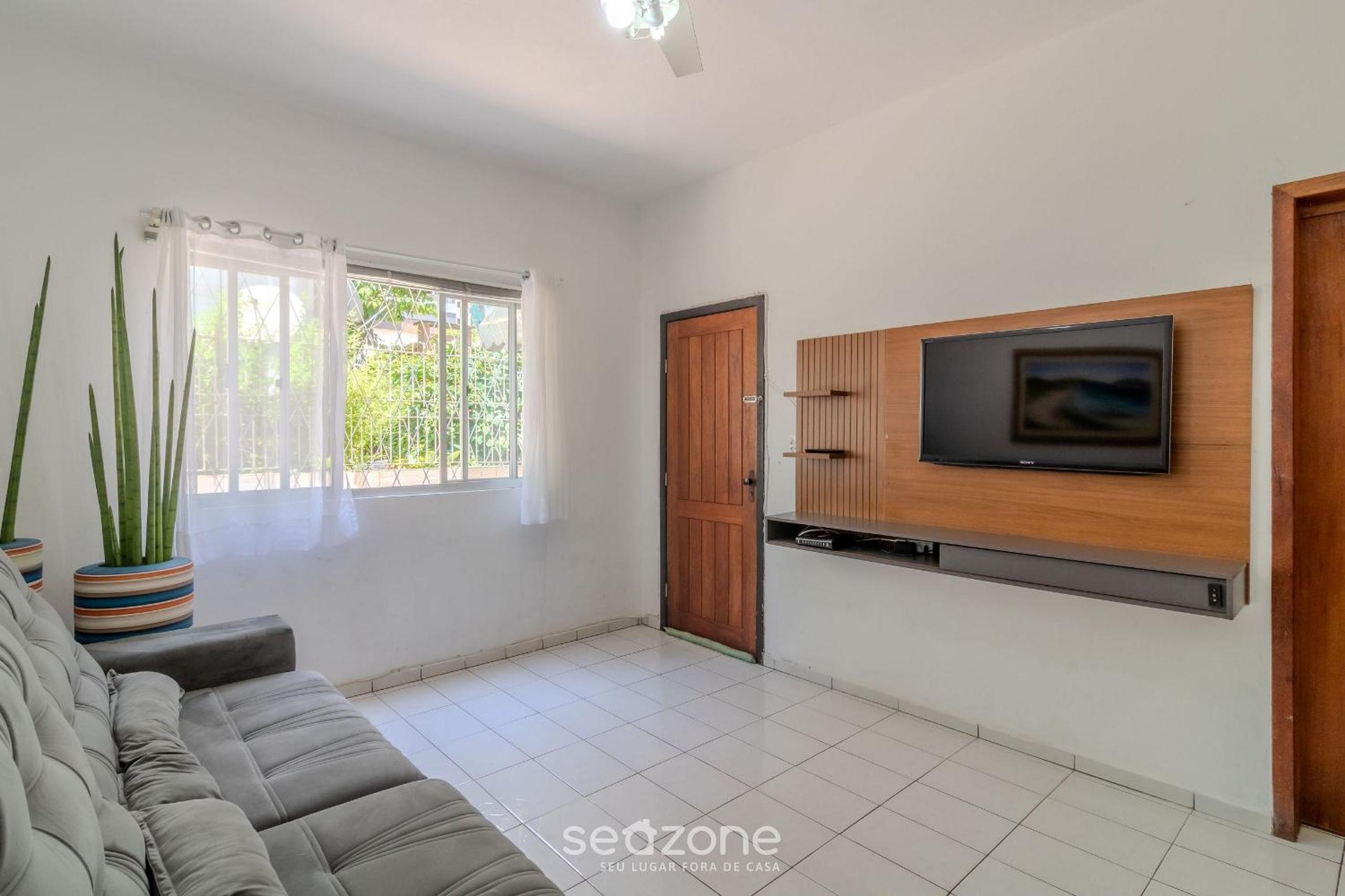 House 600m Central Beach w/garage, 3 bred NRR128