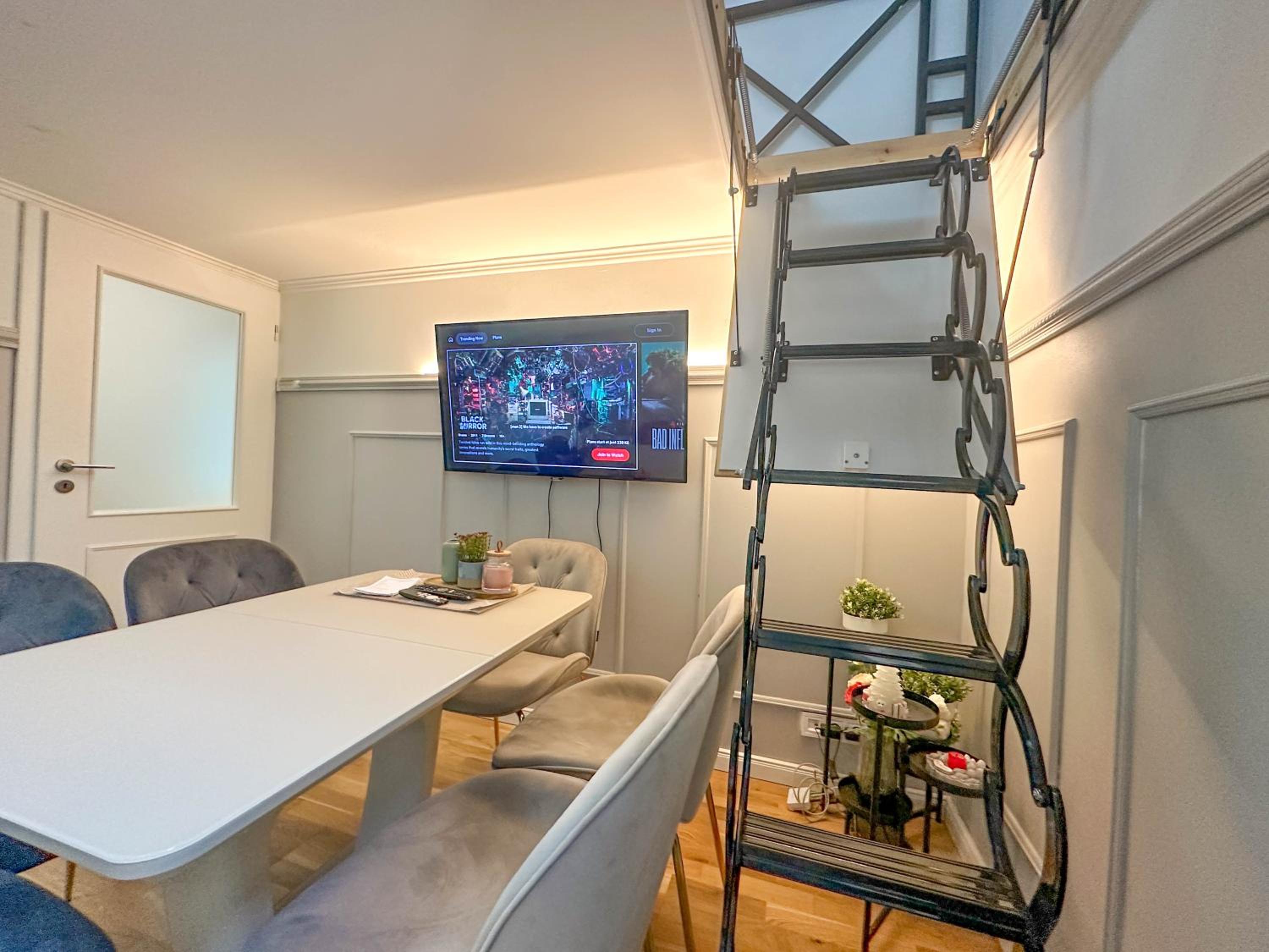 Elegant Apartment Near Main Station & Wenceslas Sq