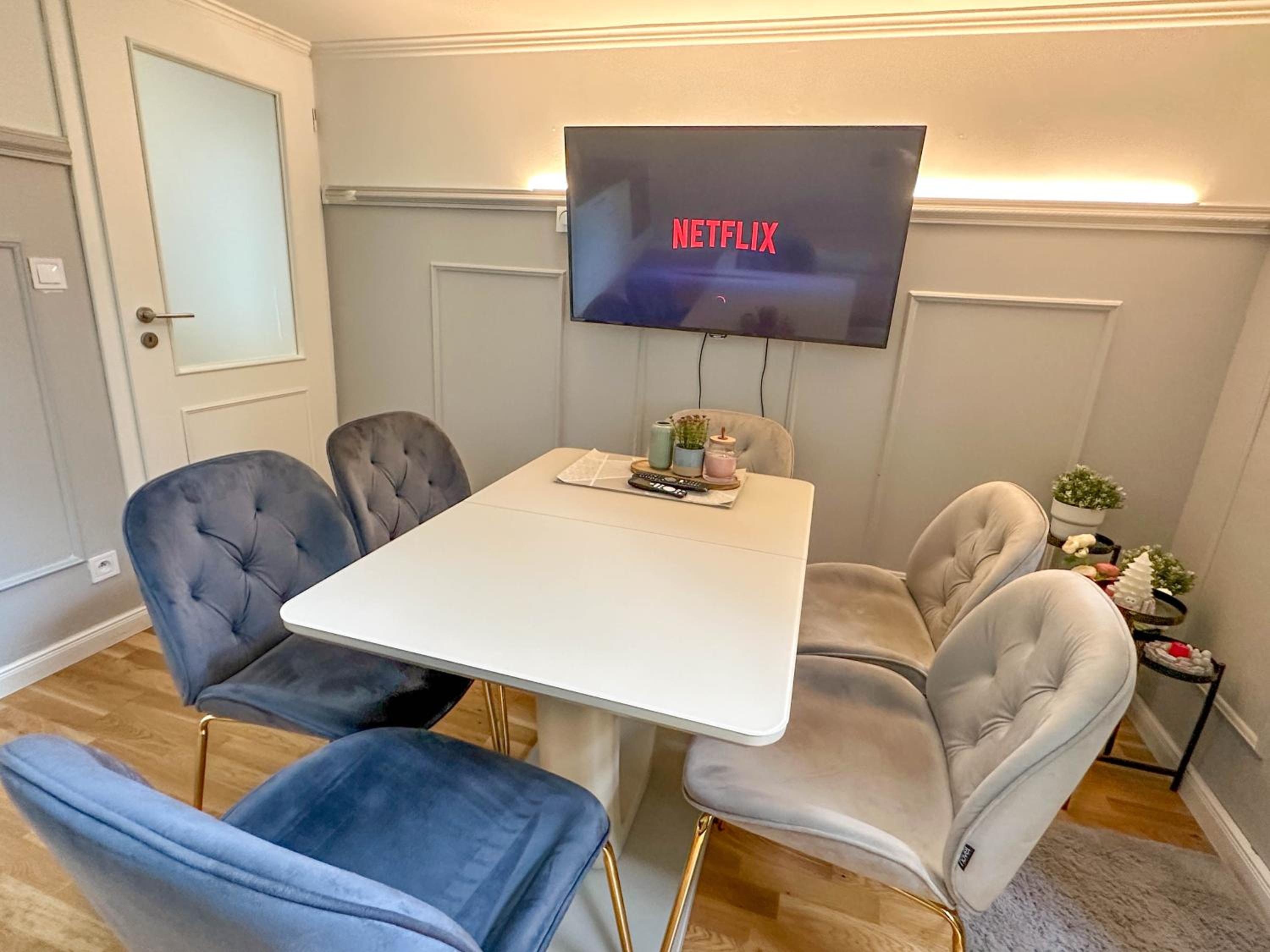 Elegant Apartment Near Main Station & Wenceslas Sq