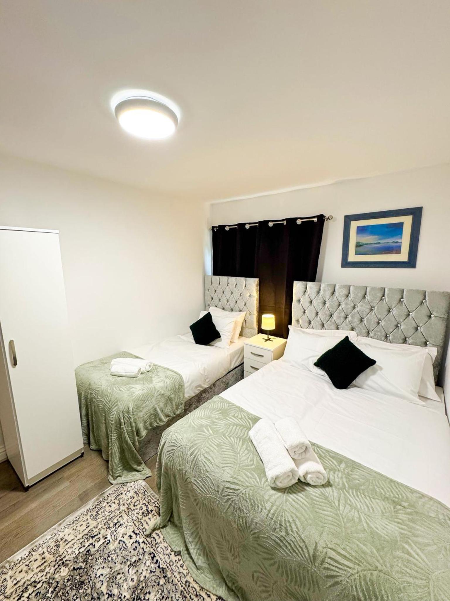 Heathrow Lodge BnB