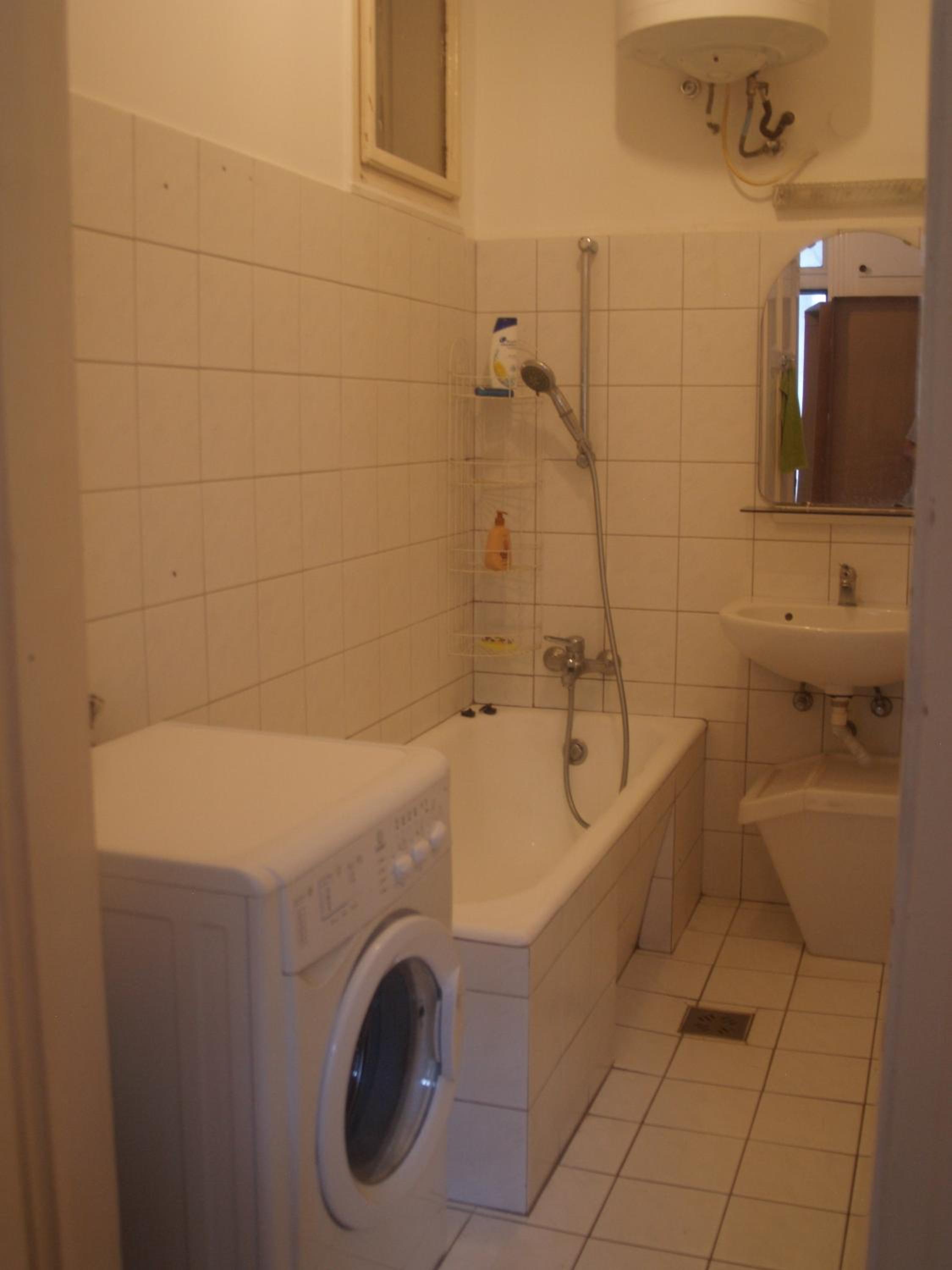 Photo 37