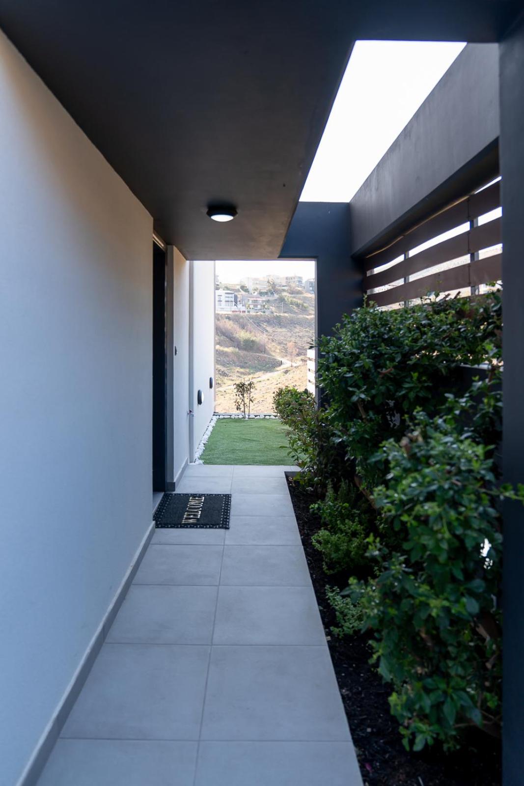 Azure Horizon Villa by A&D Properties
