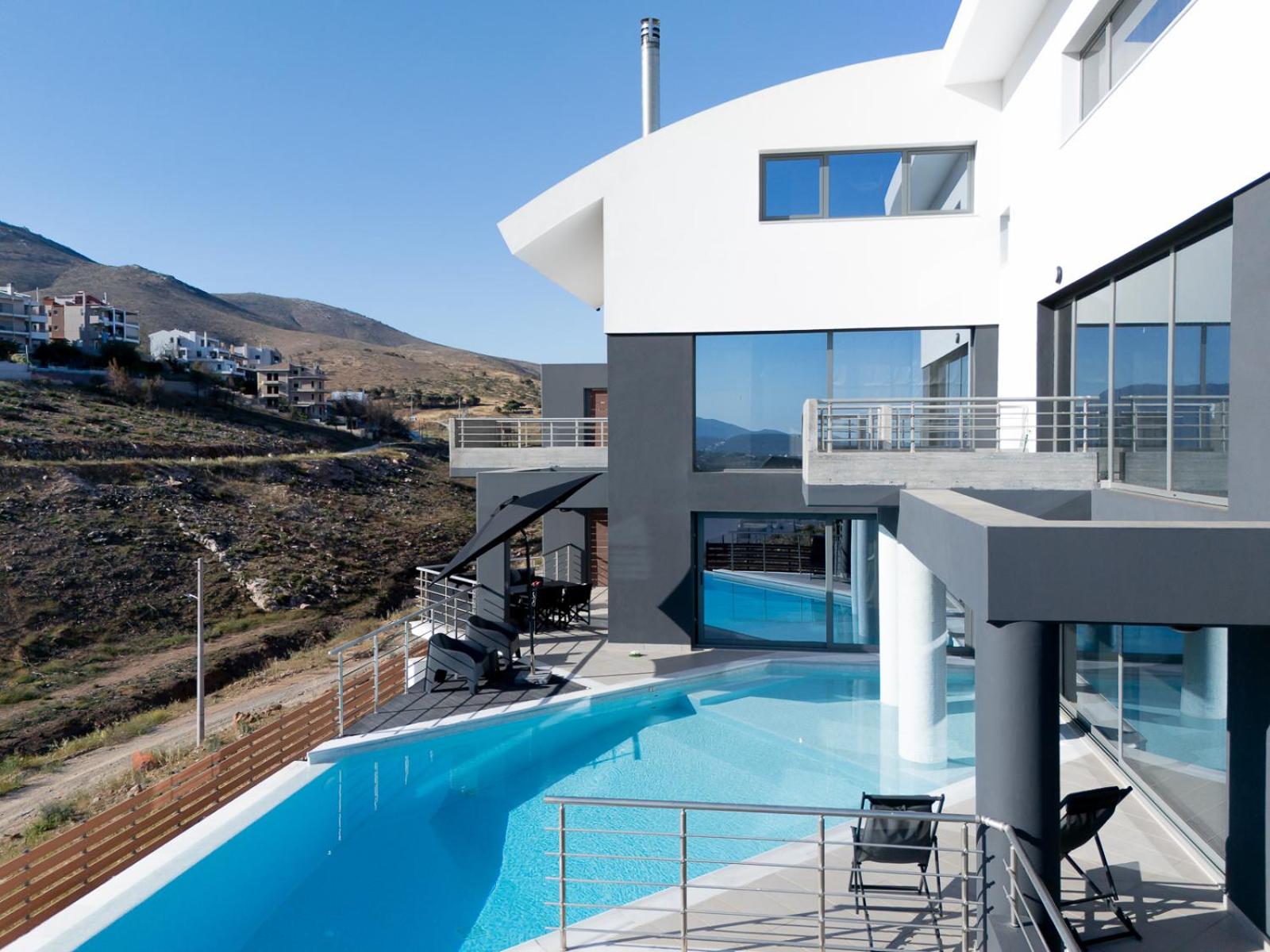 Azure Horizon Villa by A&D Properties
