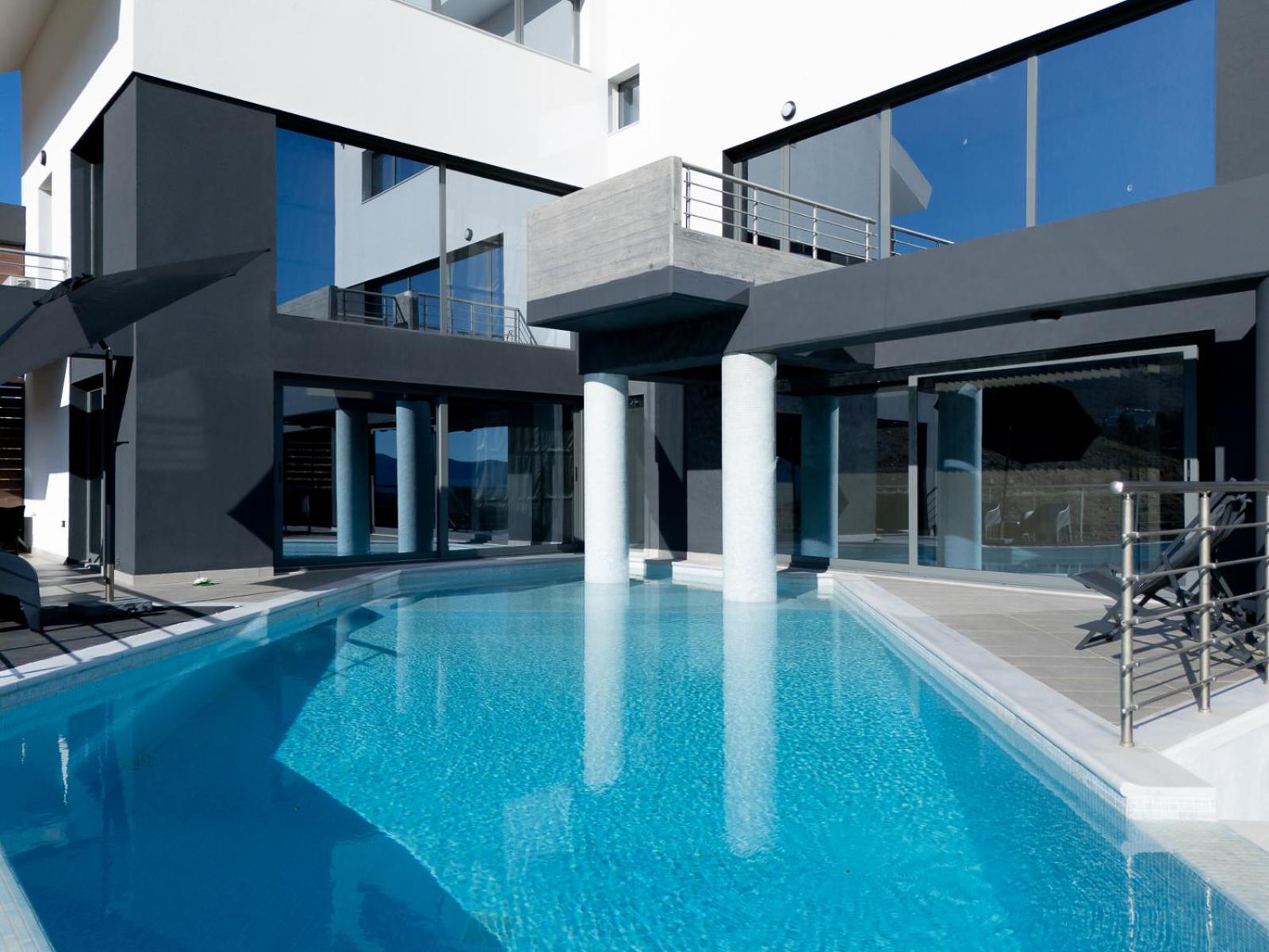 Azure Horizon Villa by A&D Properties