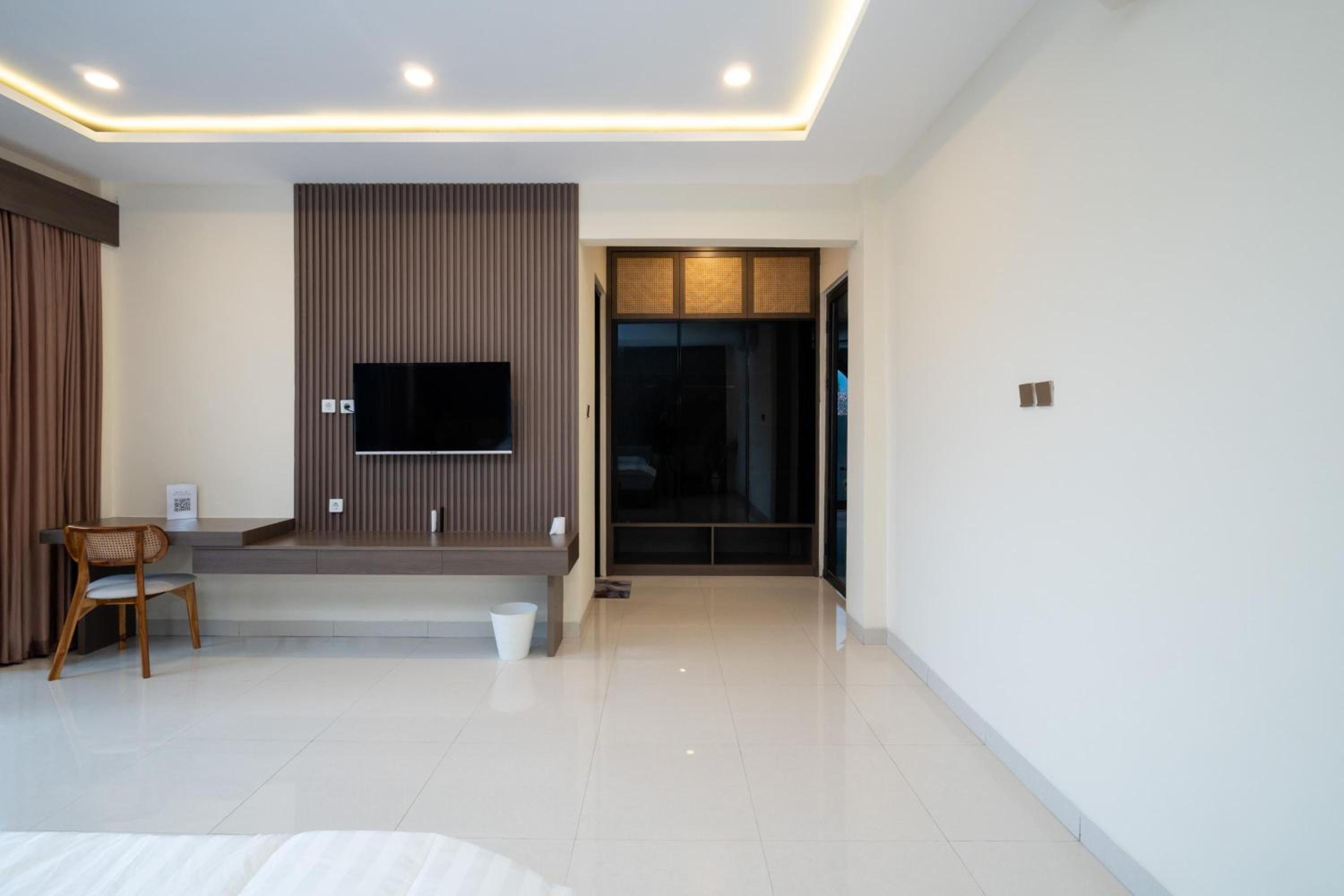 Odetta Villa Puncak - Kolam Renang Private