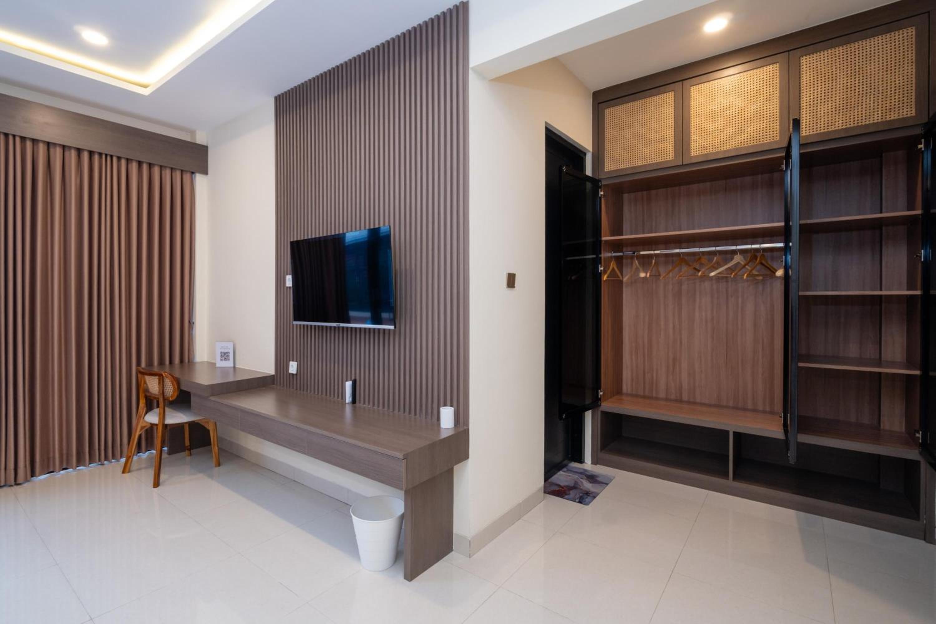 Odetta Villa Puncak - Kolam Renang Private