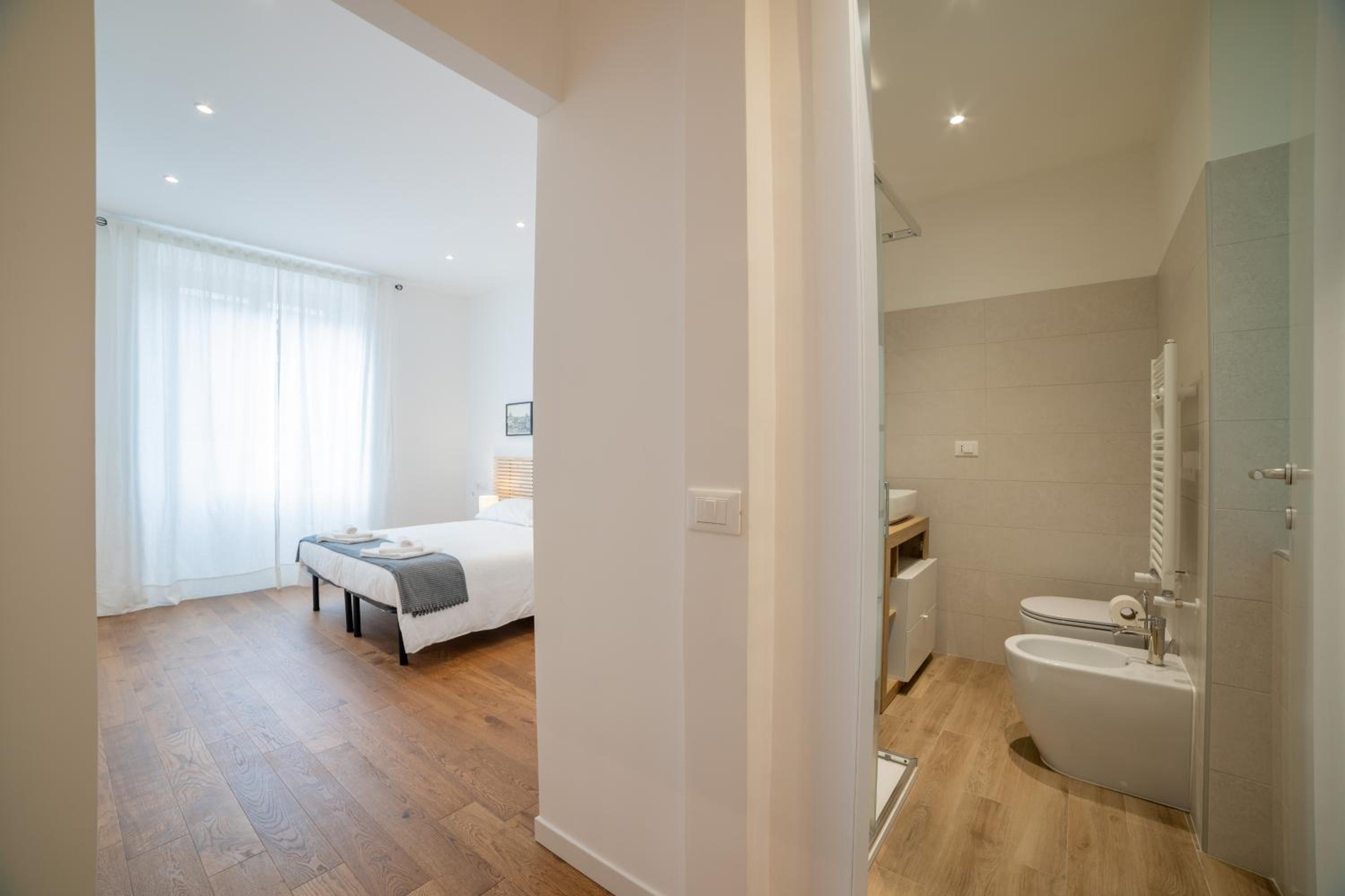 Piazzetta Romana Luxury House