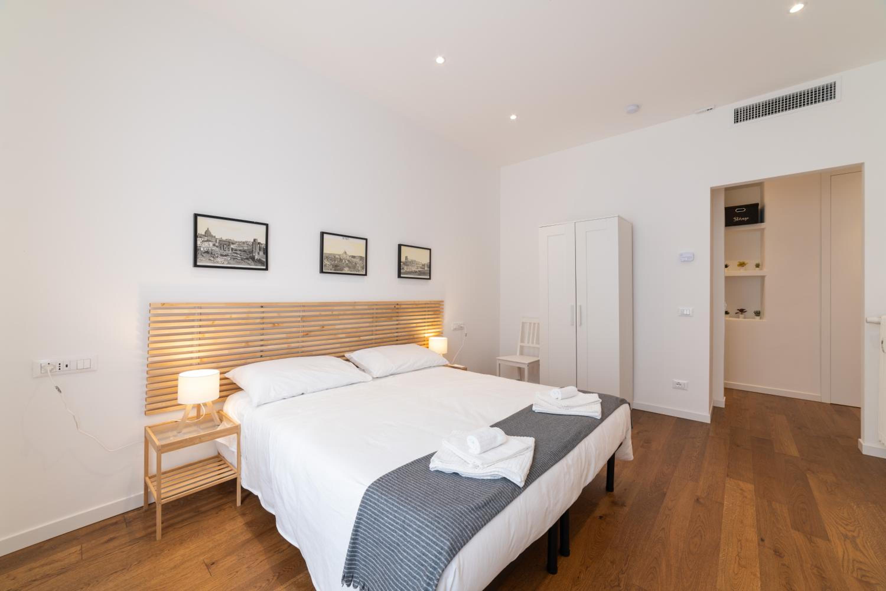 Piazzetta Romana Luxury House