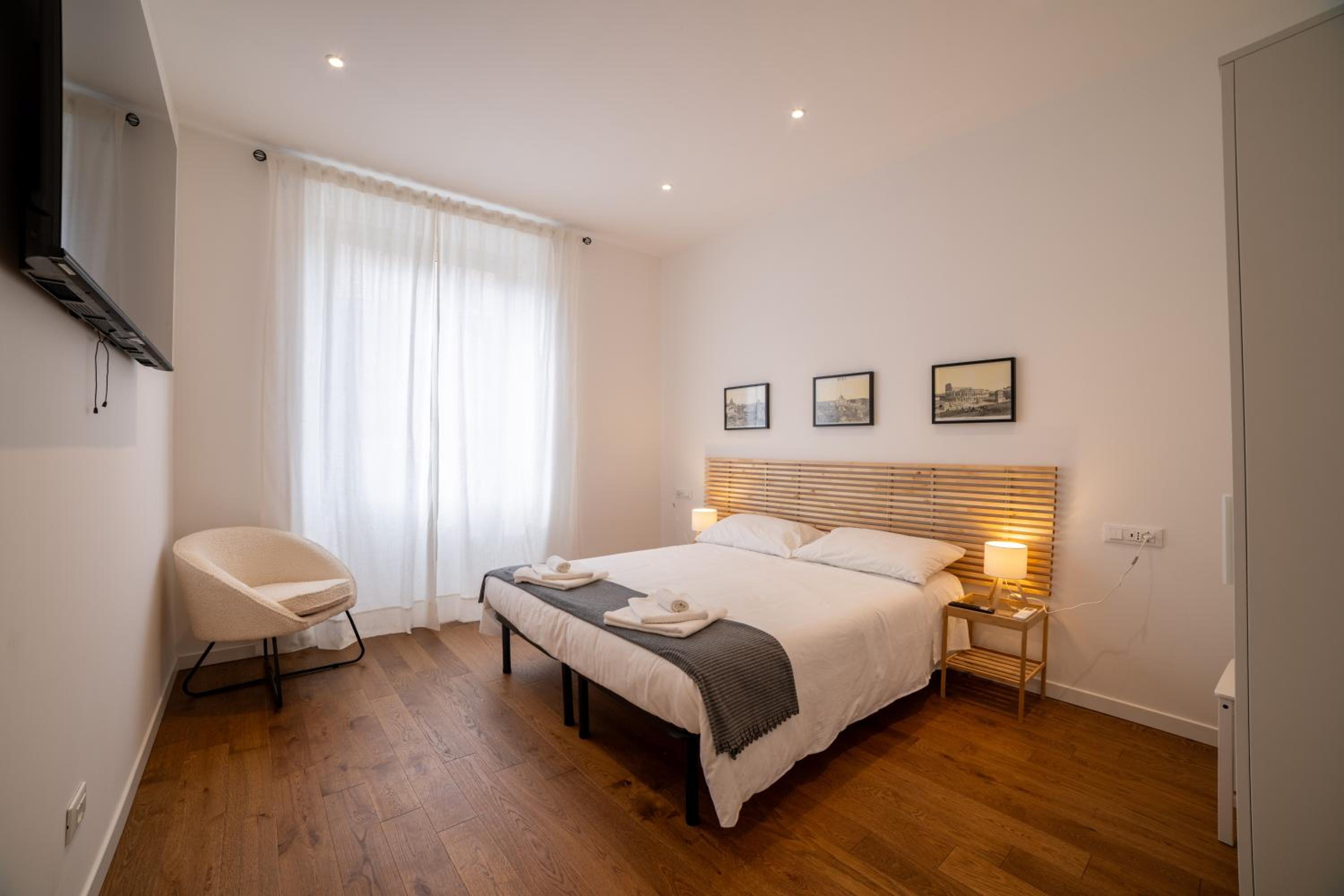 Piazzetta Romana Luxury House