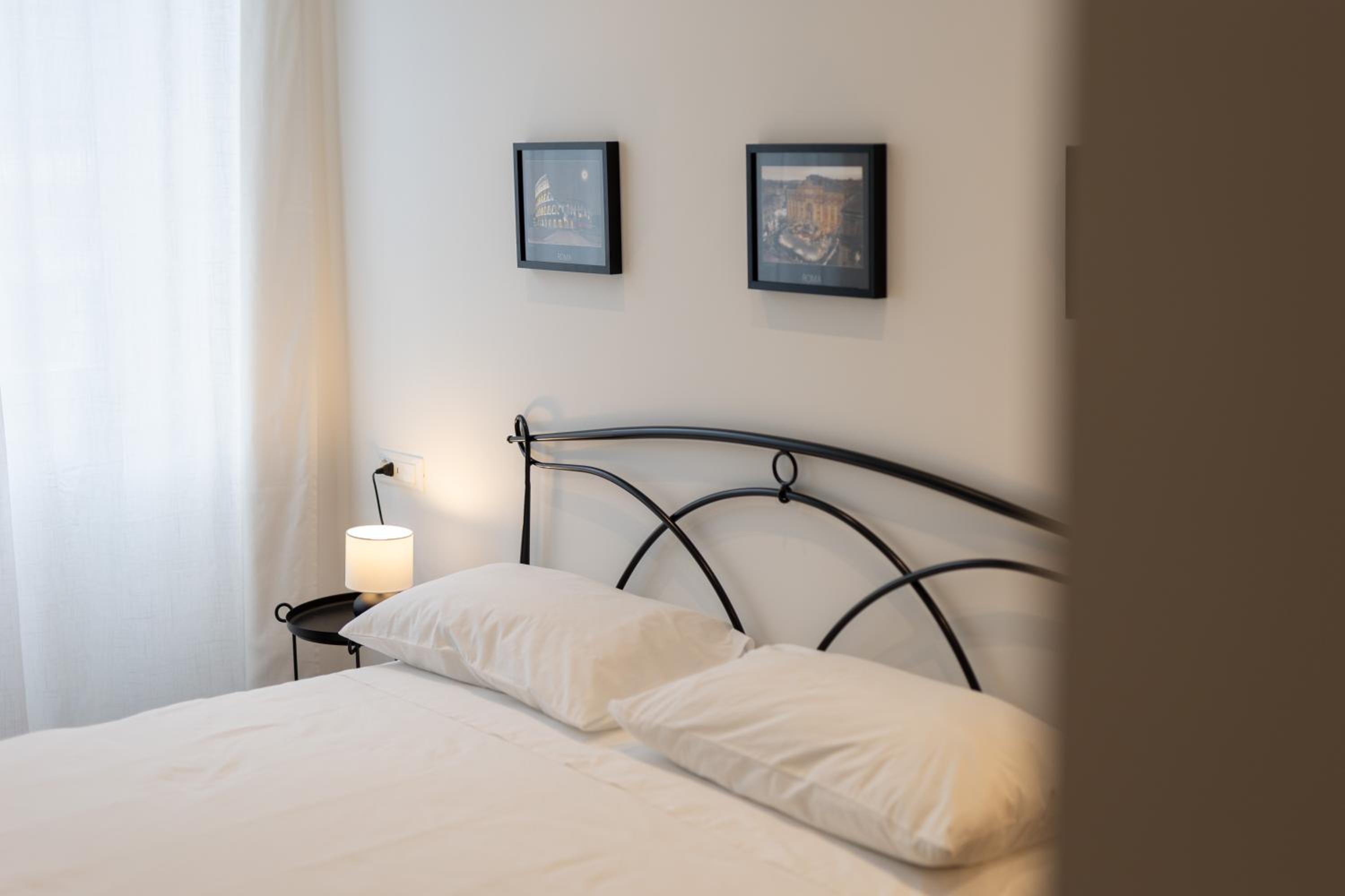 Piazzetta Romana Luxury House