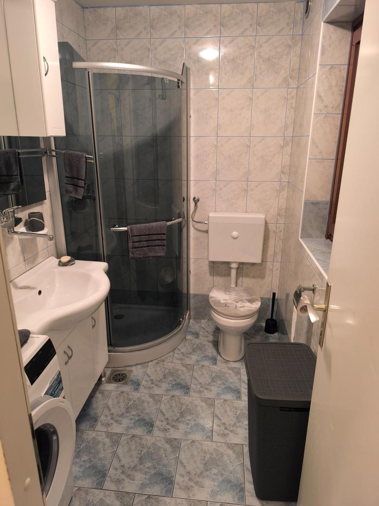 Apartma Dian