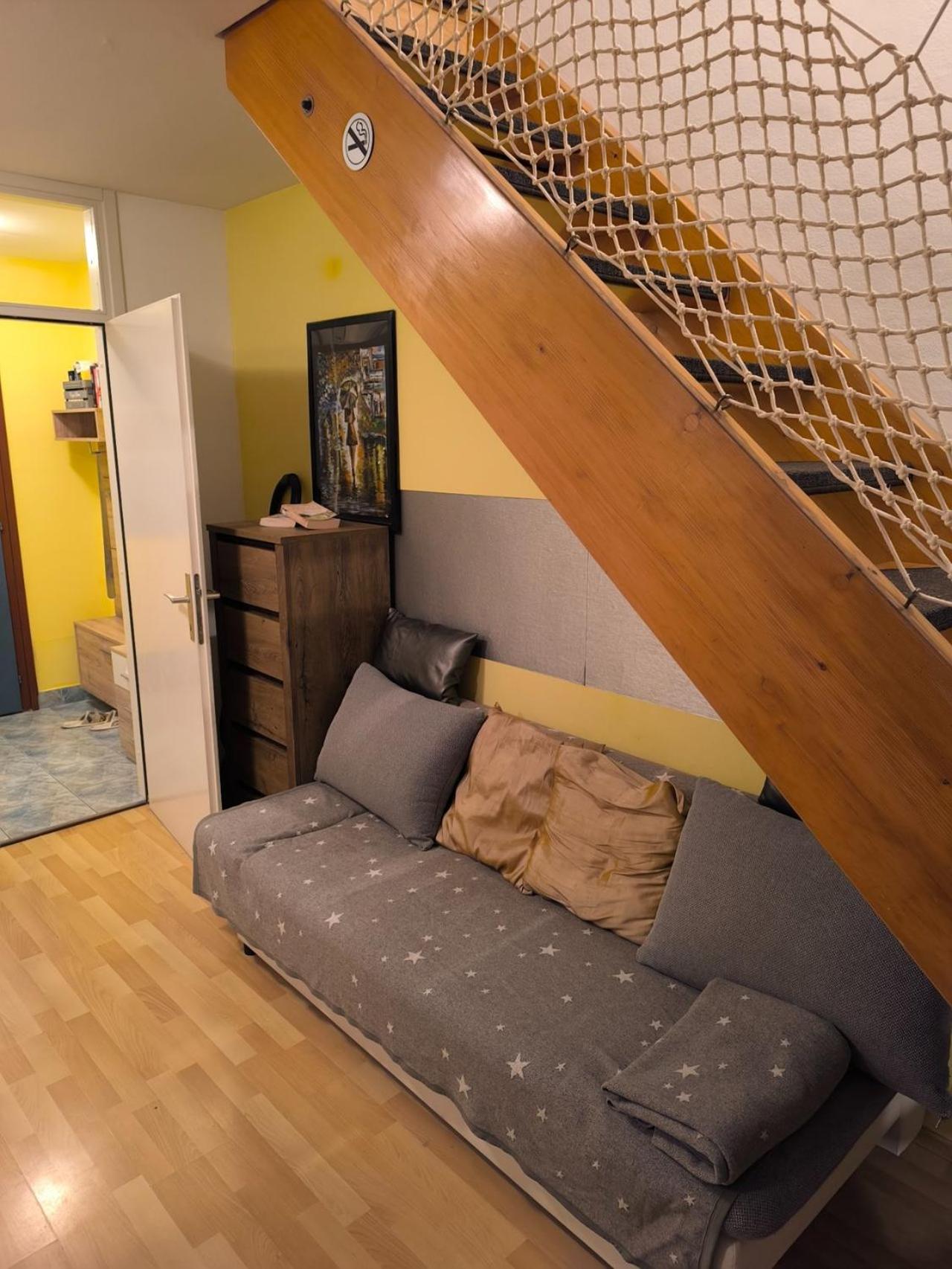 Apartma Dian