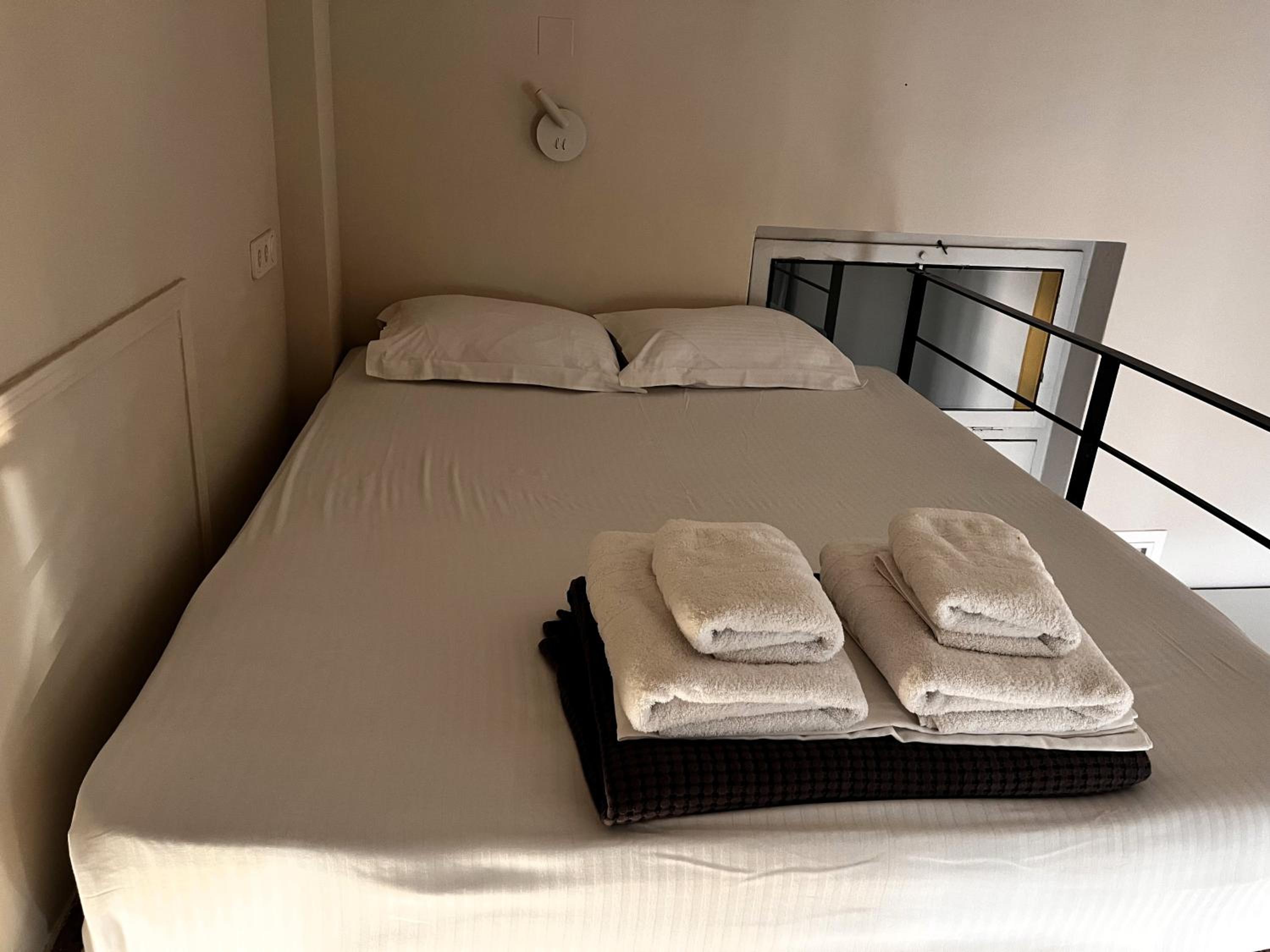 Apartment Studio 5