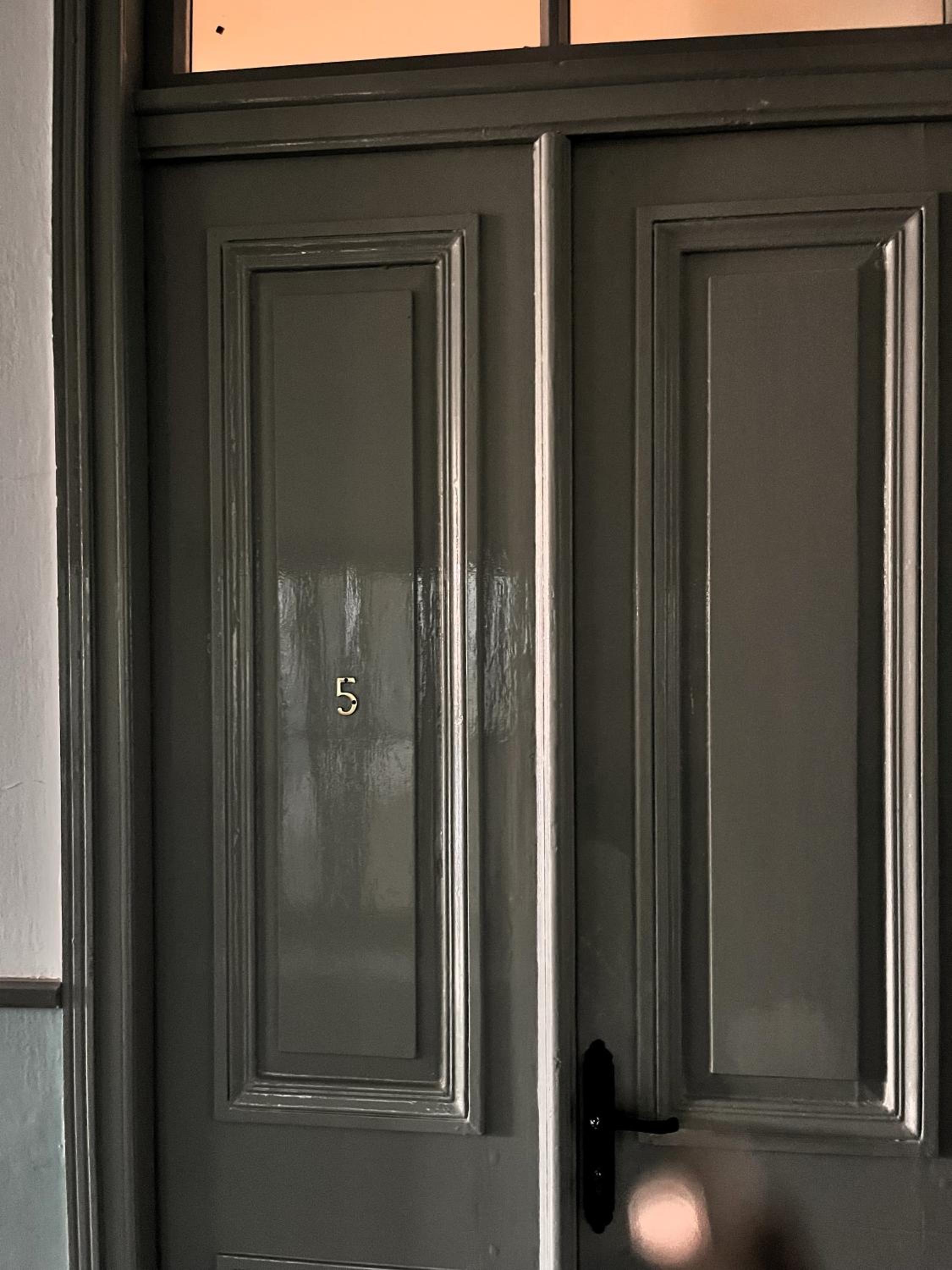 Apartment Studio 5
