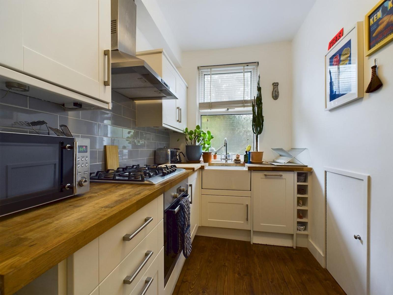 Stylish Garden Apartment in Vibrant Leyton - Pass the Keys