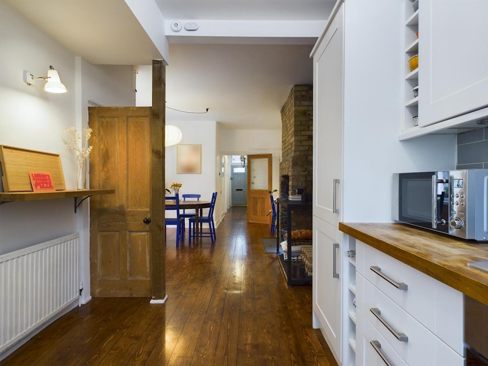 Stylish Garden Apartment in Vibrant Leyton - Pass the Keys