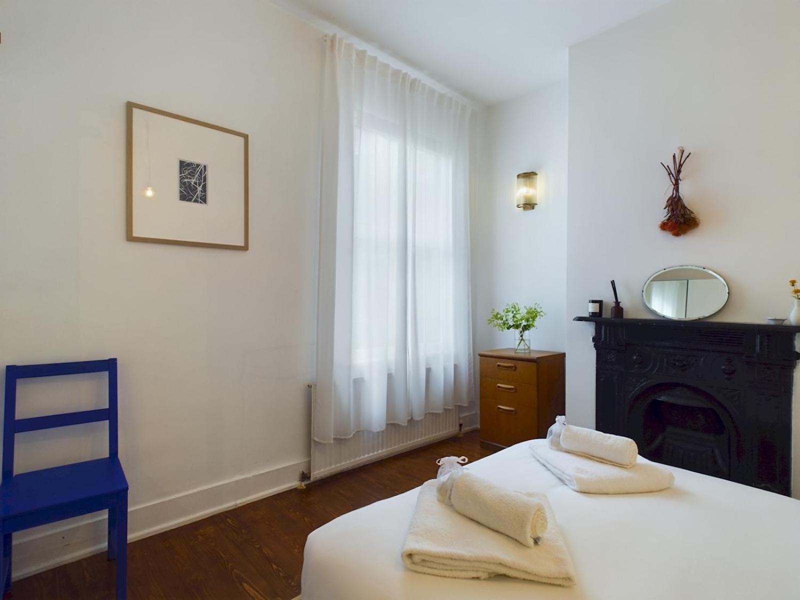 Stylish Garden Apartment in Vibrant Leyton - Pass the Keys