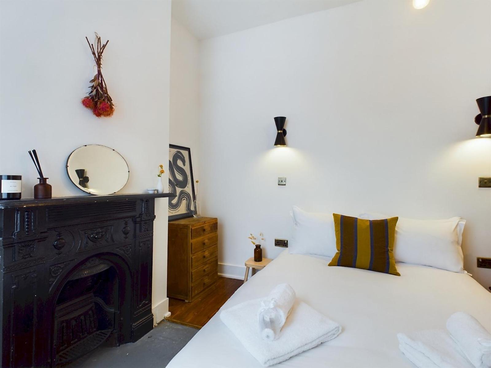 Stylish Garden Apartment in Vibrant Leyton - Pass the Keys
