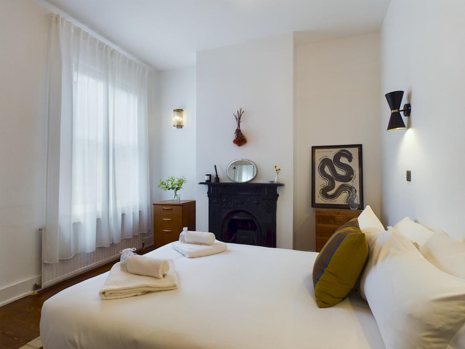 Stylish Garden Apartment in Vibrant Leyton - Pass the Keys
