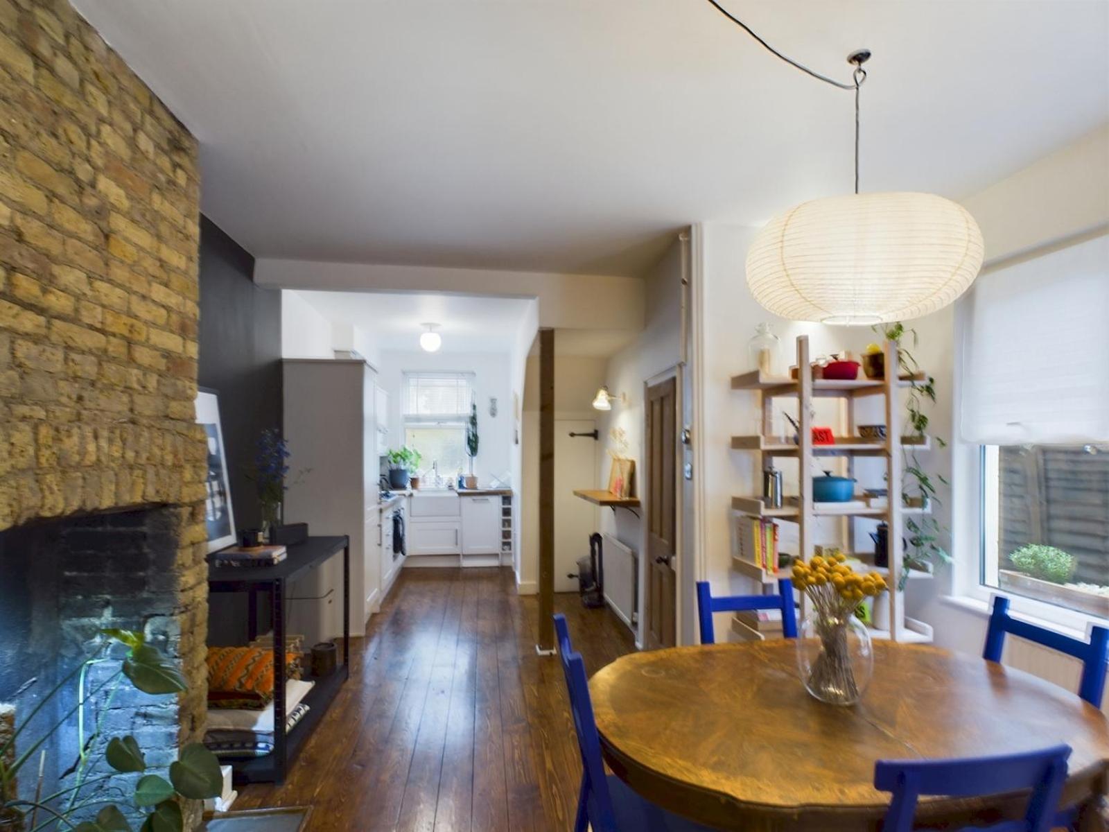 Stylish Garden Apartment in Vibrant Leyton - Pass the Keys