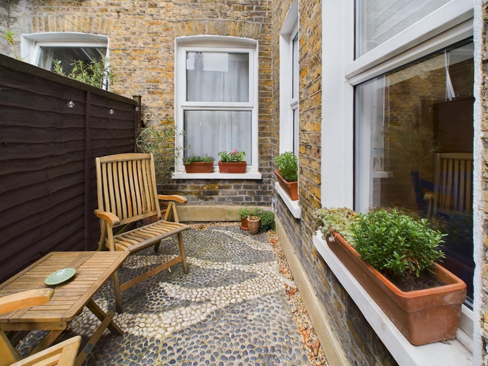 Stylish Garden Apartment in Vibrant Leyton - Pass the Keys