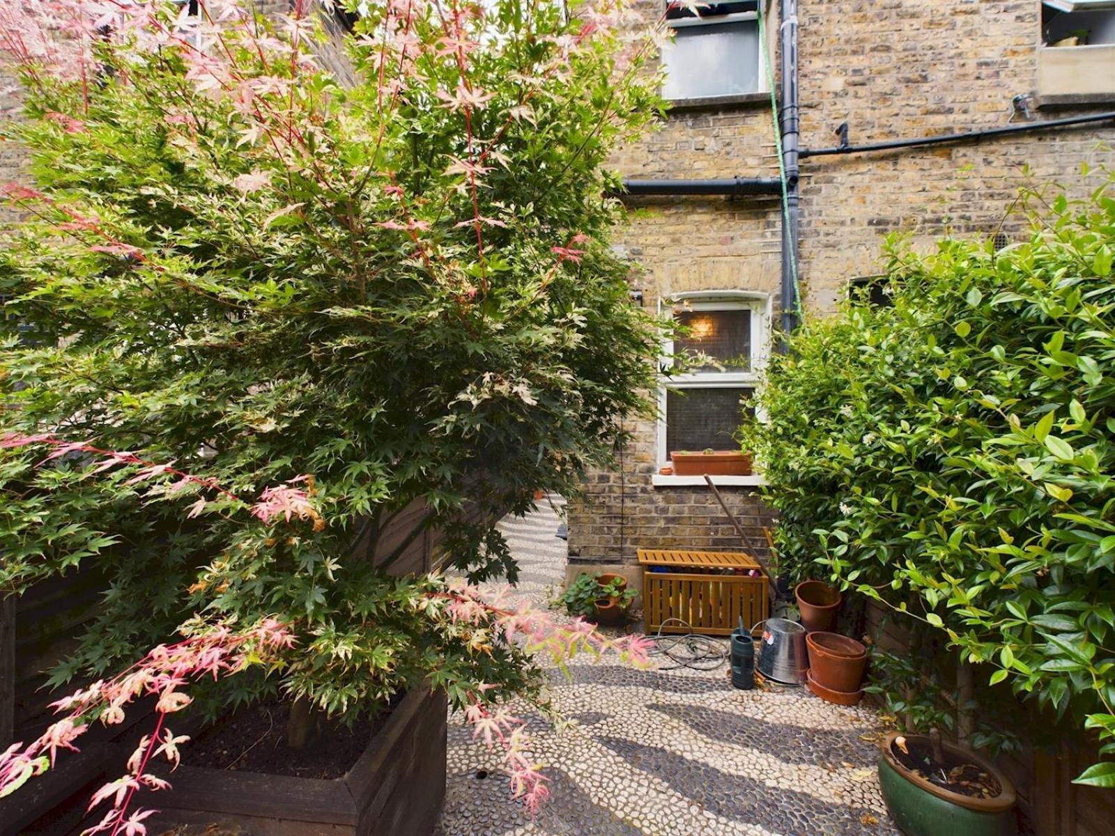 Stylish Garden Apartment in Vibrant Leyton - Pass the Keys
