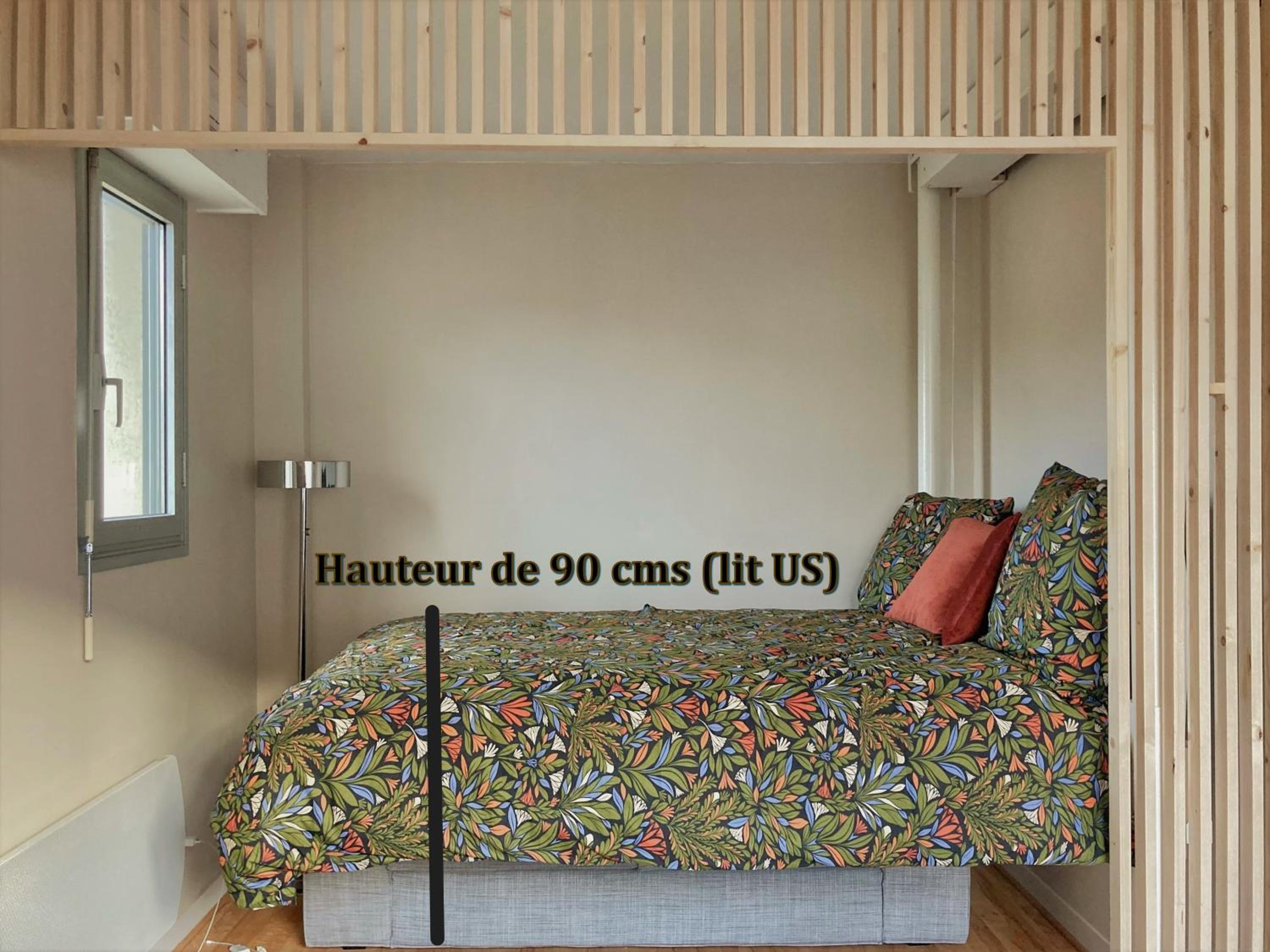 Studio proche plage balcon et parking