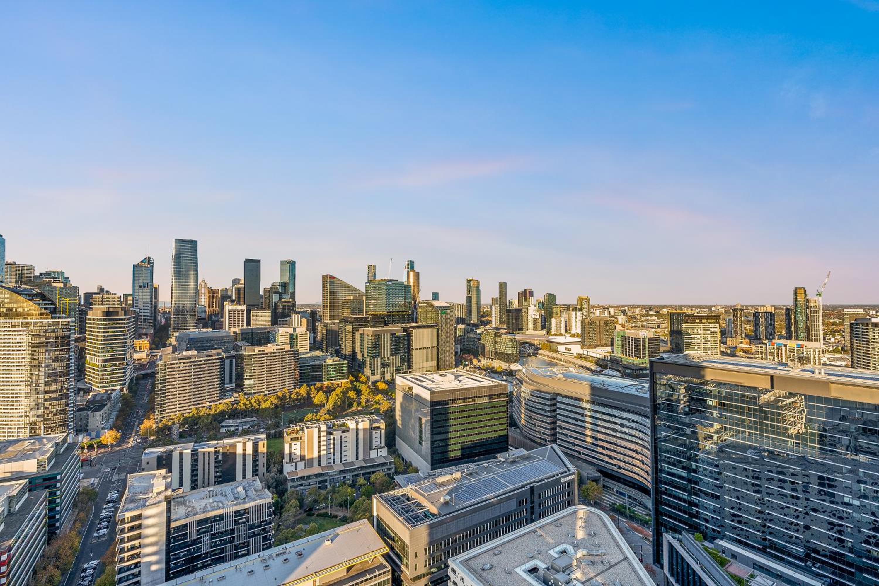 Docklands Skyline Apartments by Luma Signature