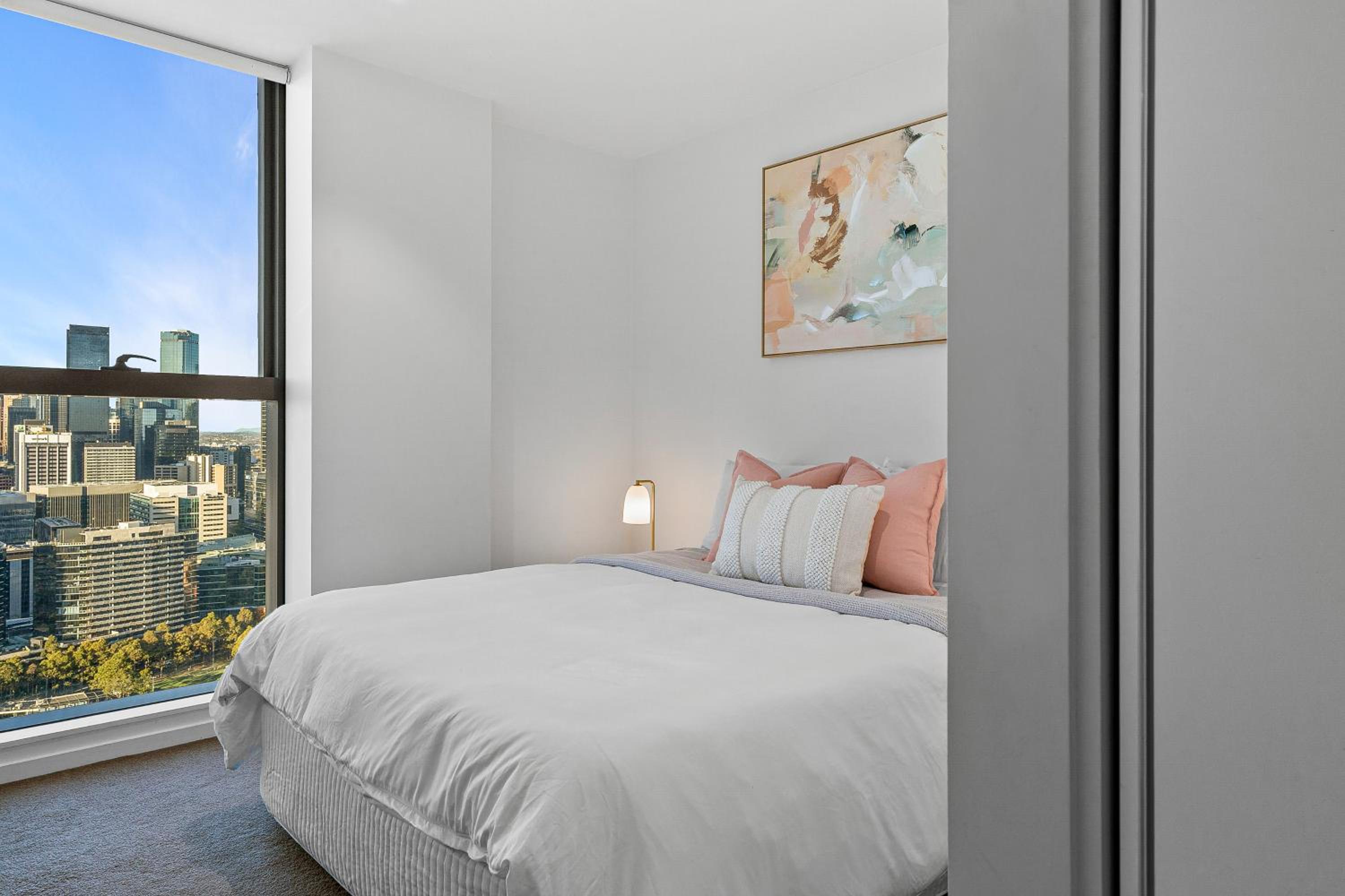 Docklands Skyline Apartments by Luma Signature