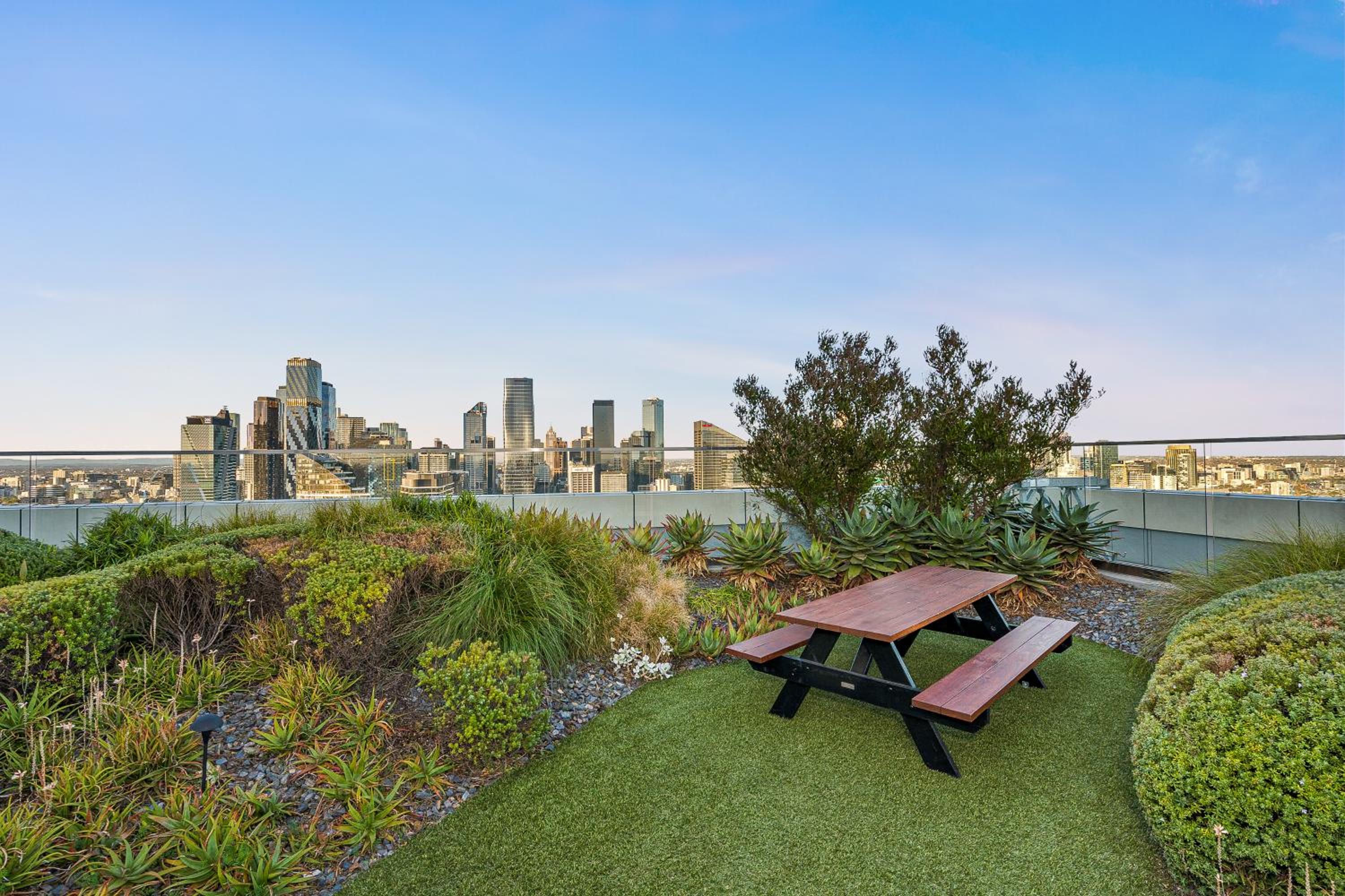 Docklands Skyline Apartments by Luma Signature