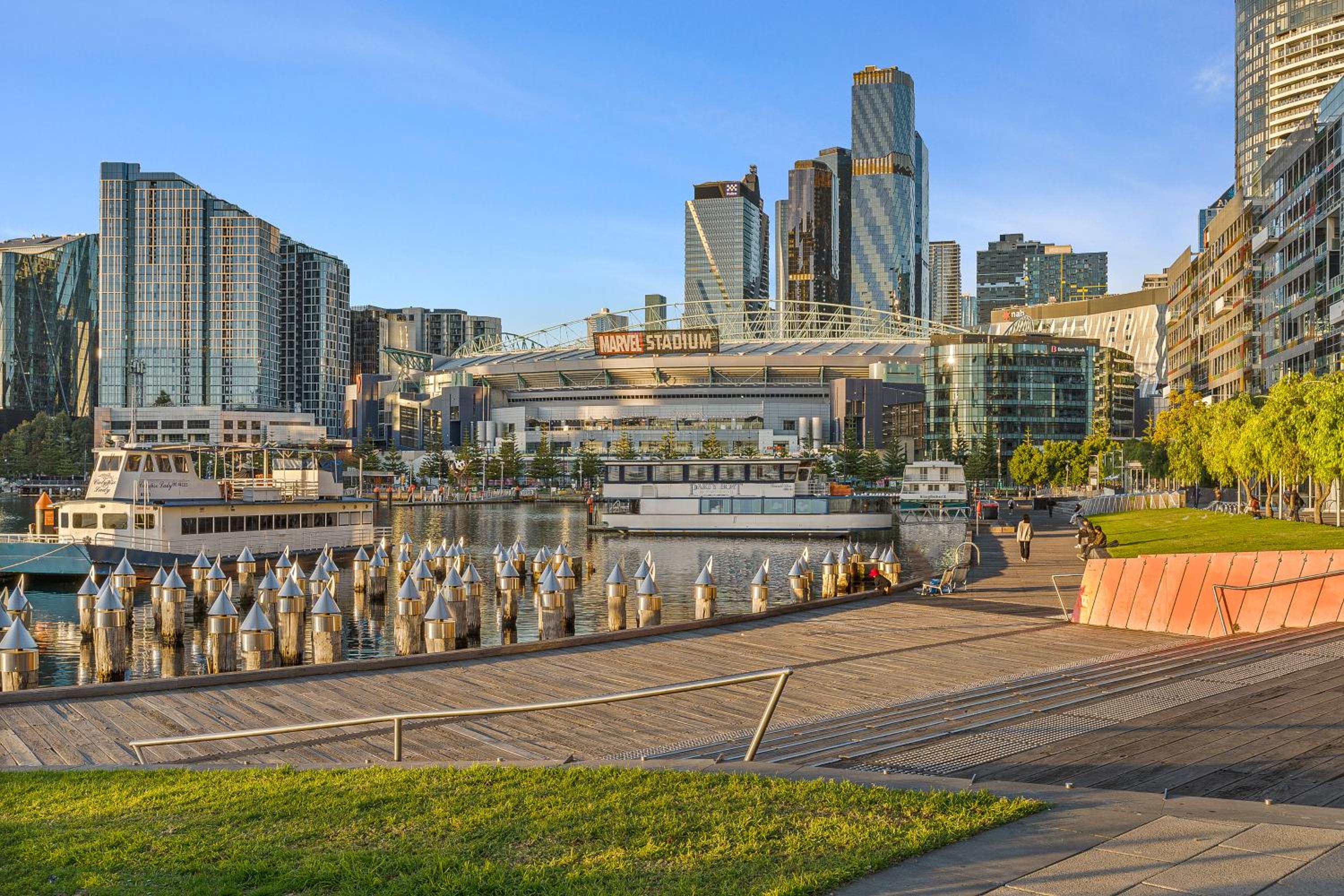 Docklands Skyline Apartments by Luma Signature