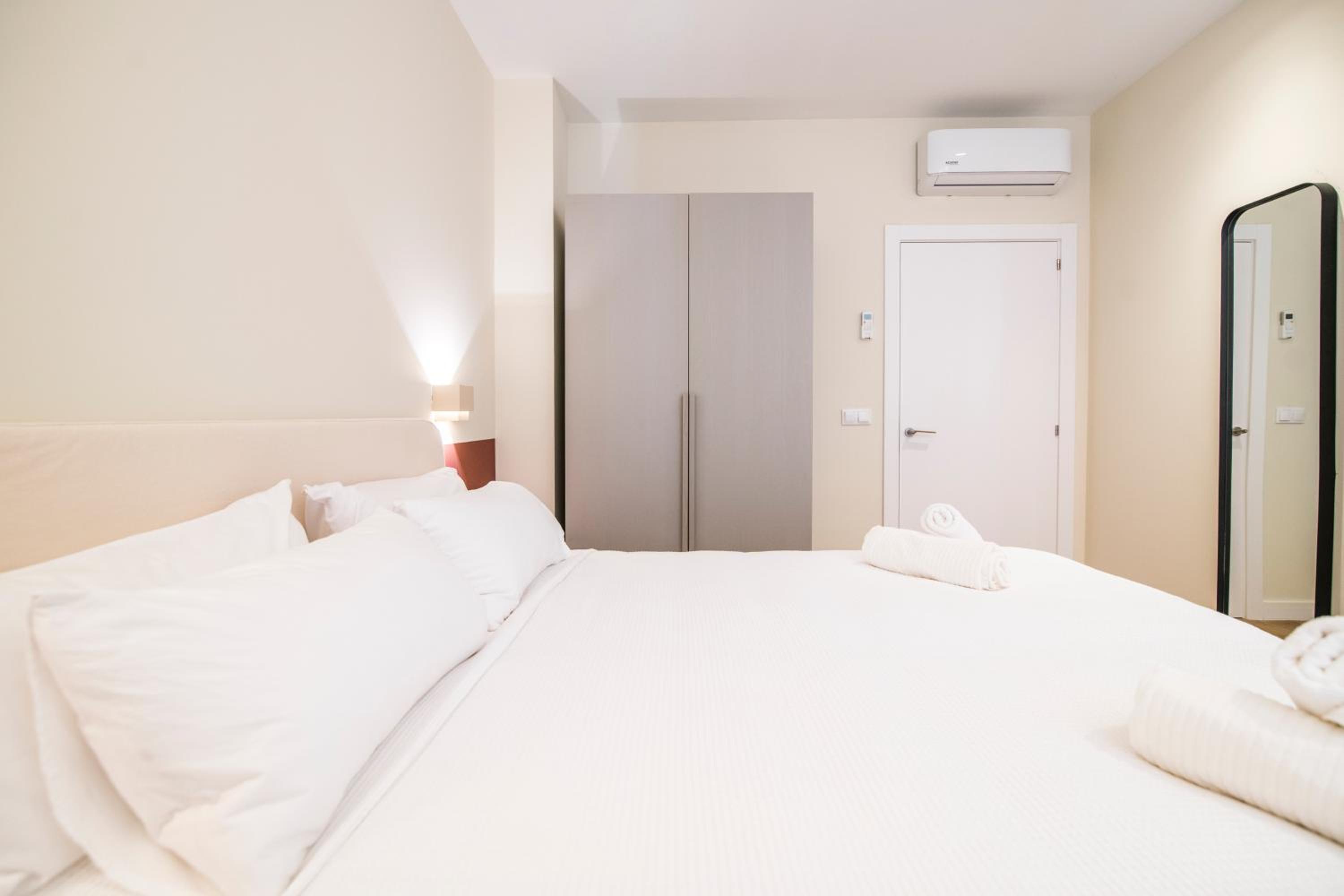 Apartamento moderno con terraza en el centro