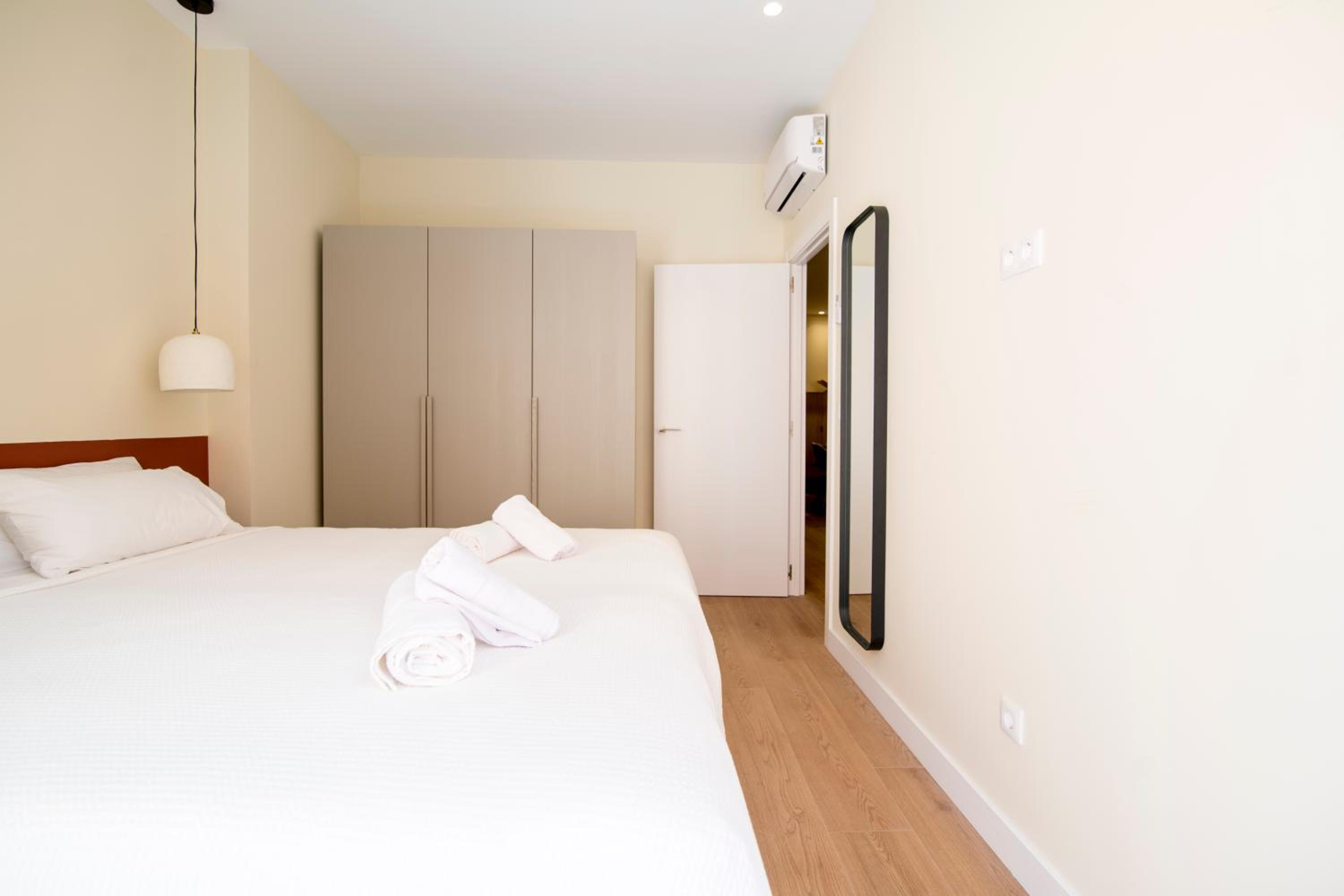 Apartamento moderno con terraza en el centro