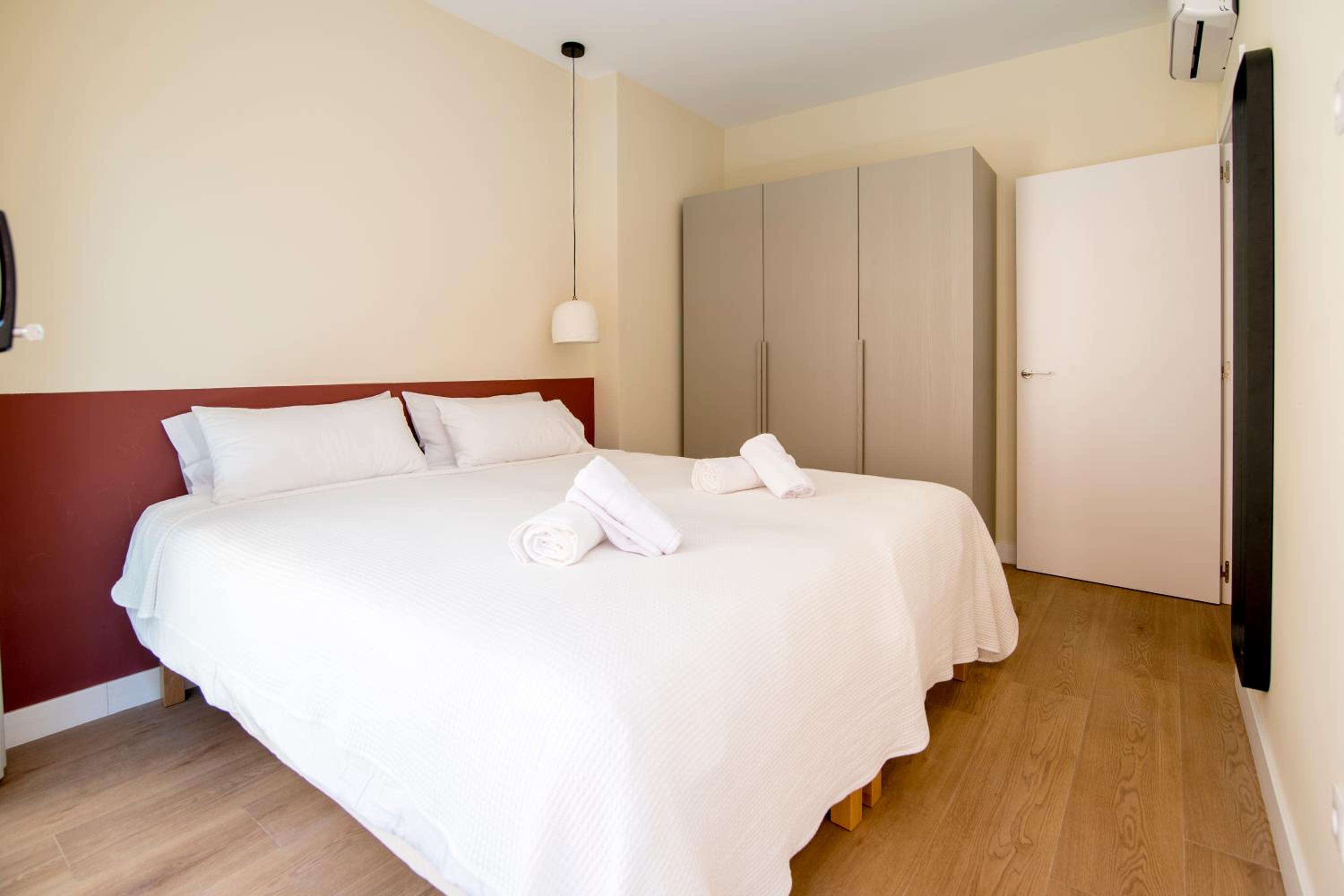 Apartamento moderno con terraza en el centro