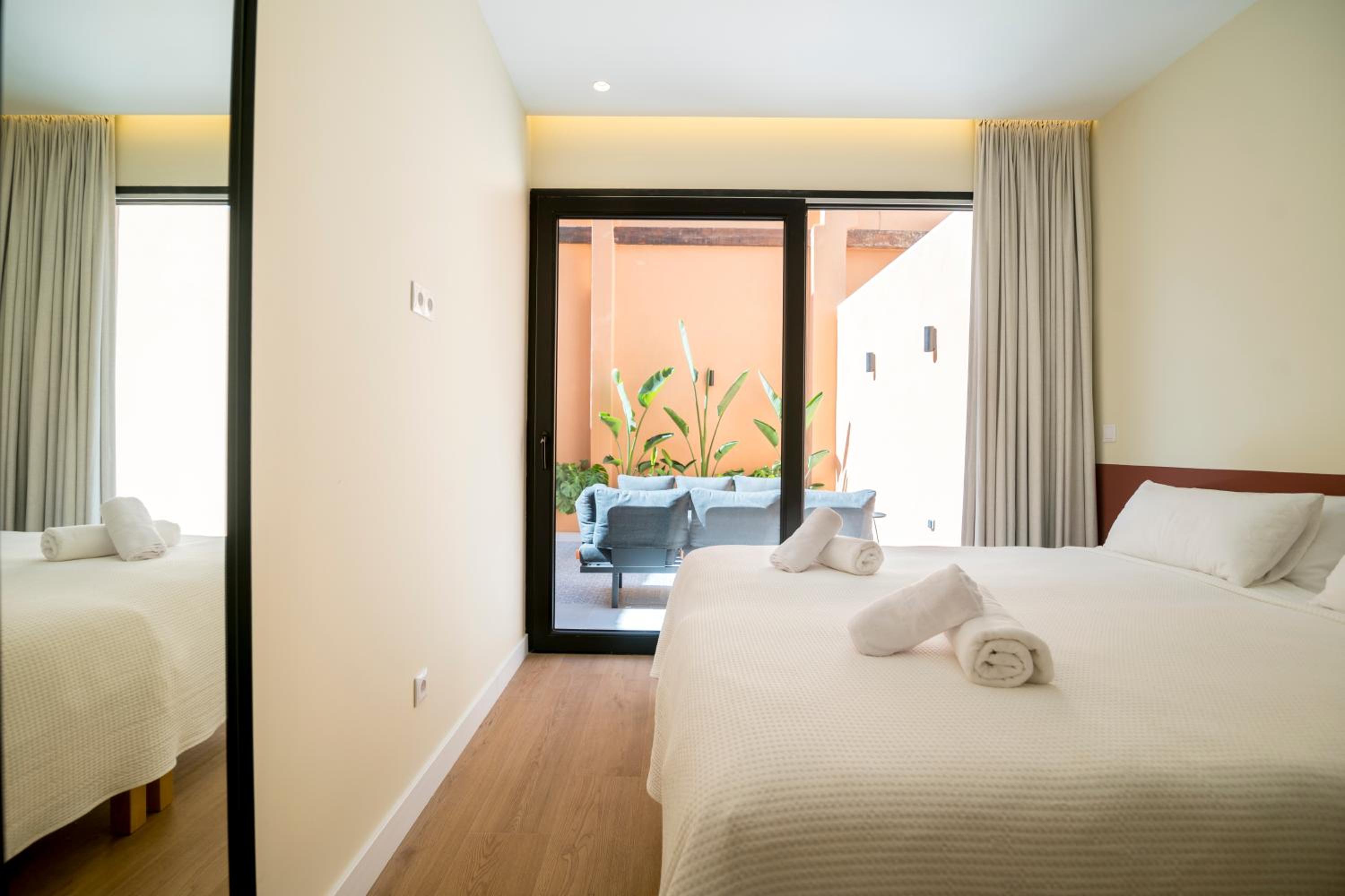 Apartamento moderno con terraza en el centro